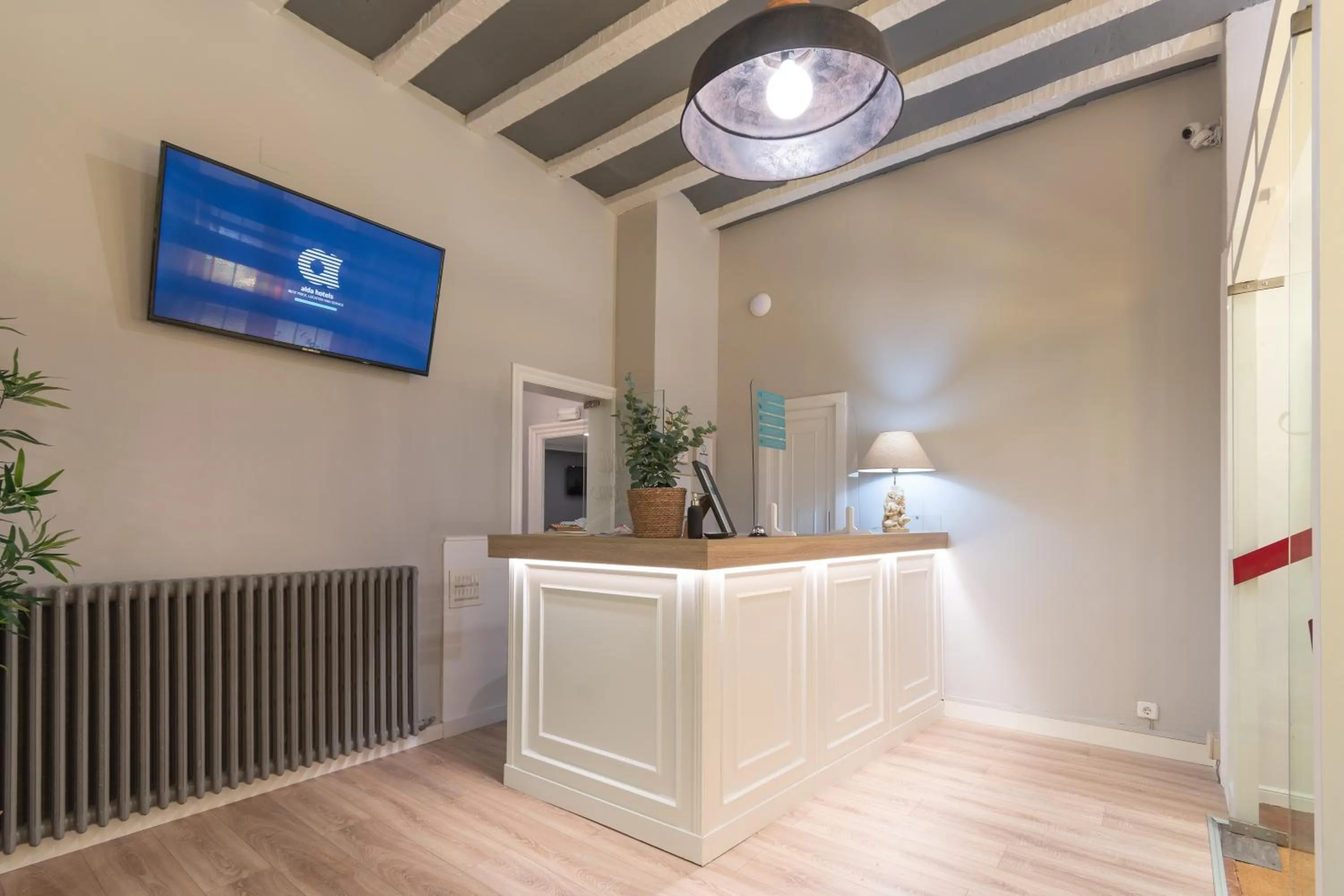 Lobby or reception in Alda Centro Pamplona