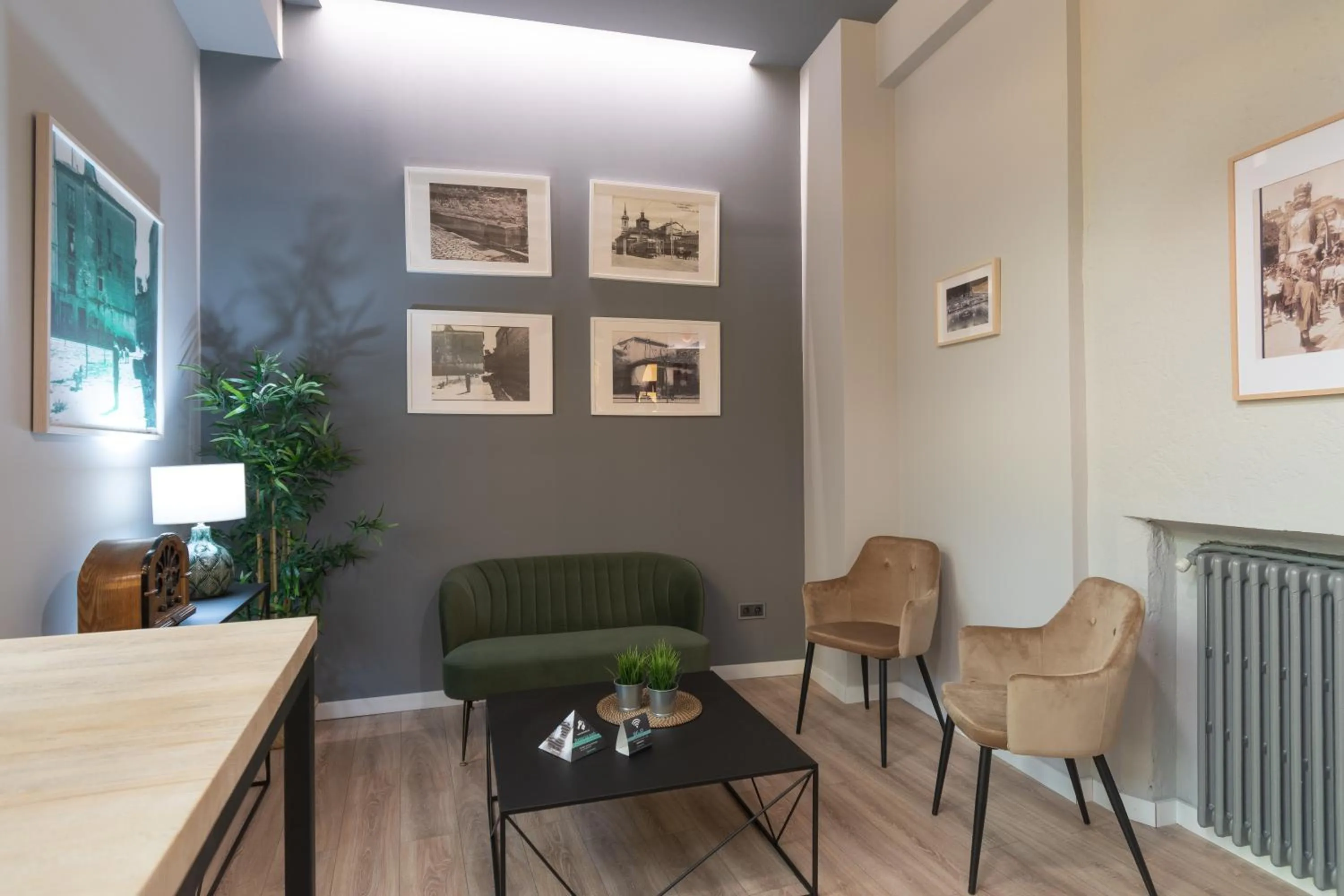 Lobby or reception in Alda Centro Pamplona