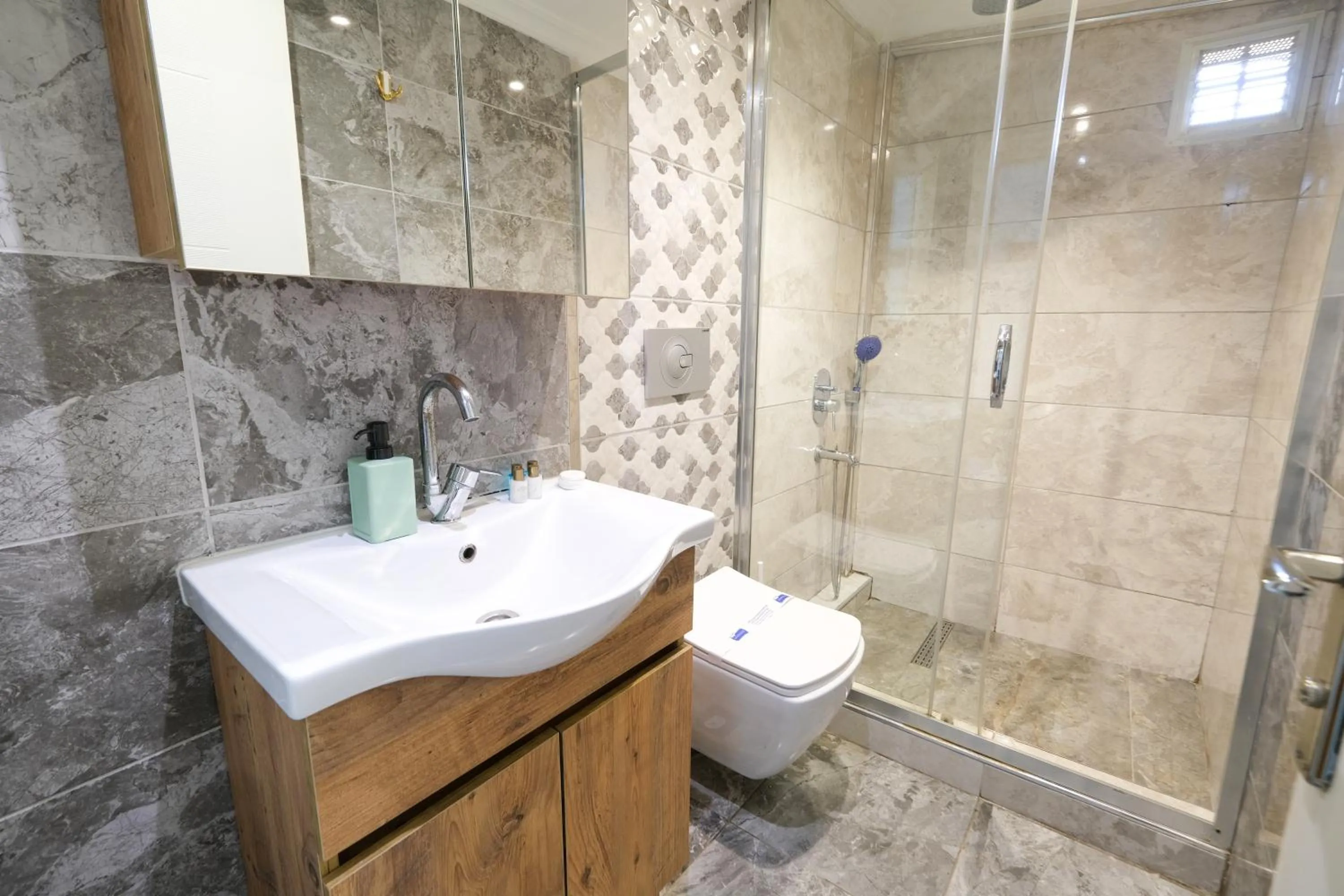 Bathroom in Loren Hotel&Suites