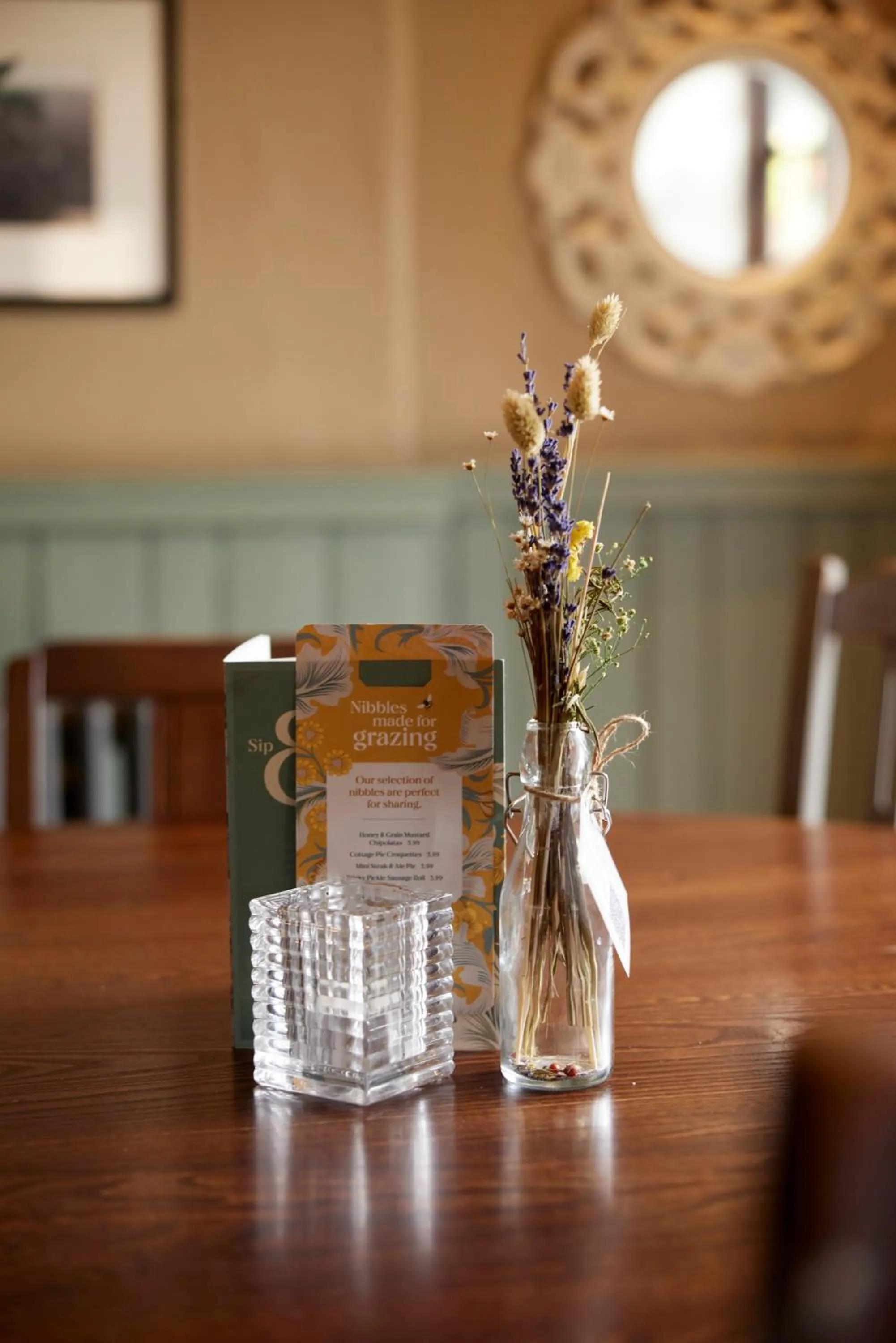 Decorative detail in Crossroads by Chef & Brewer Collection