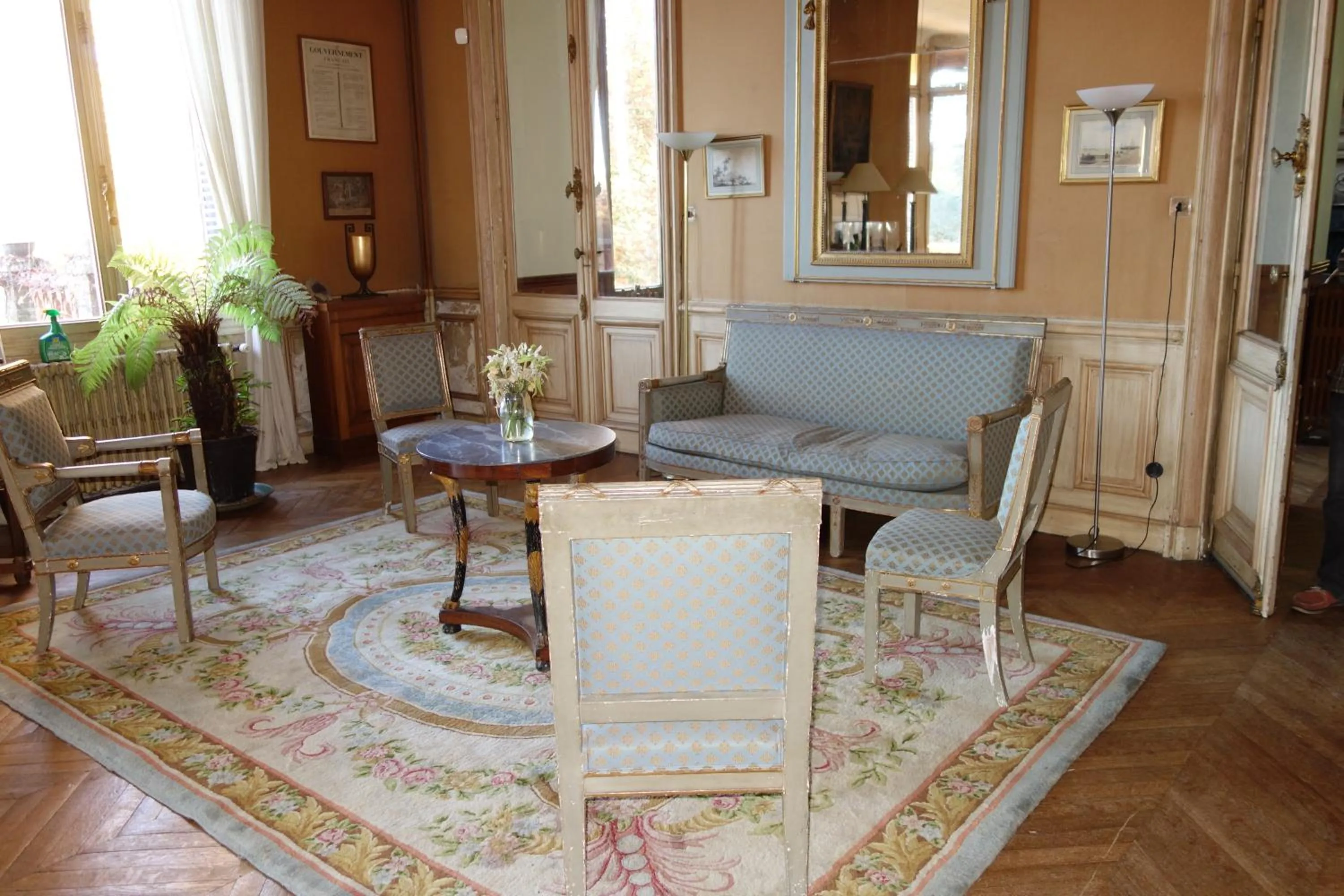 Living room in château Mont Suzey