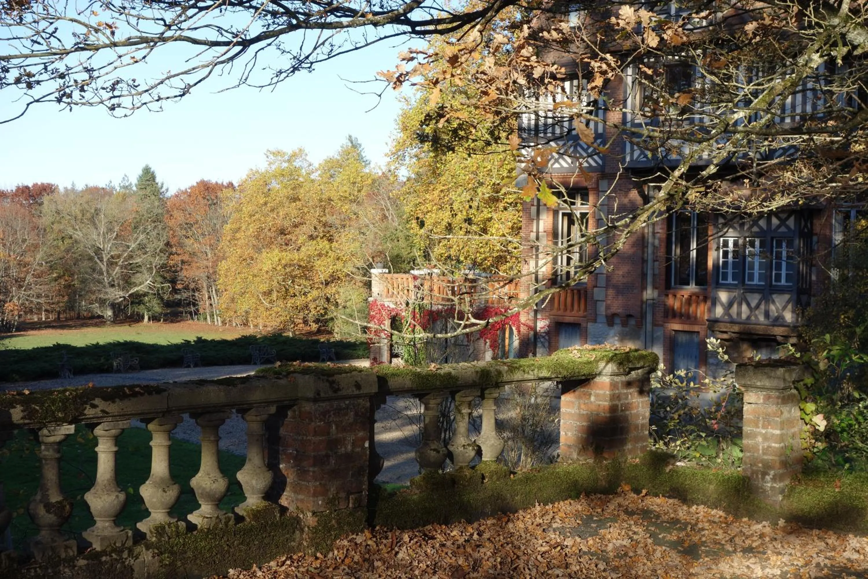 Day in château Mont Suzey