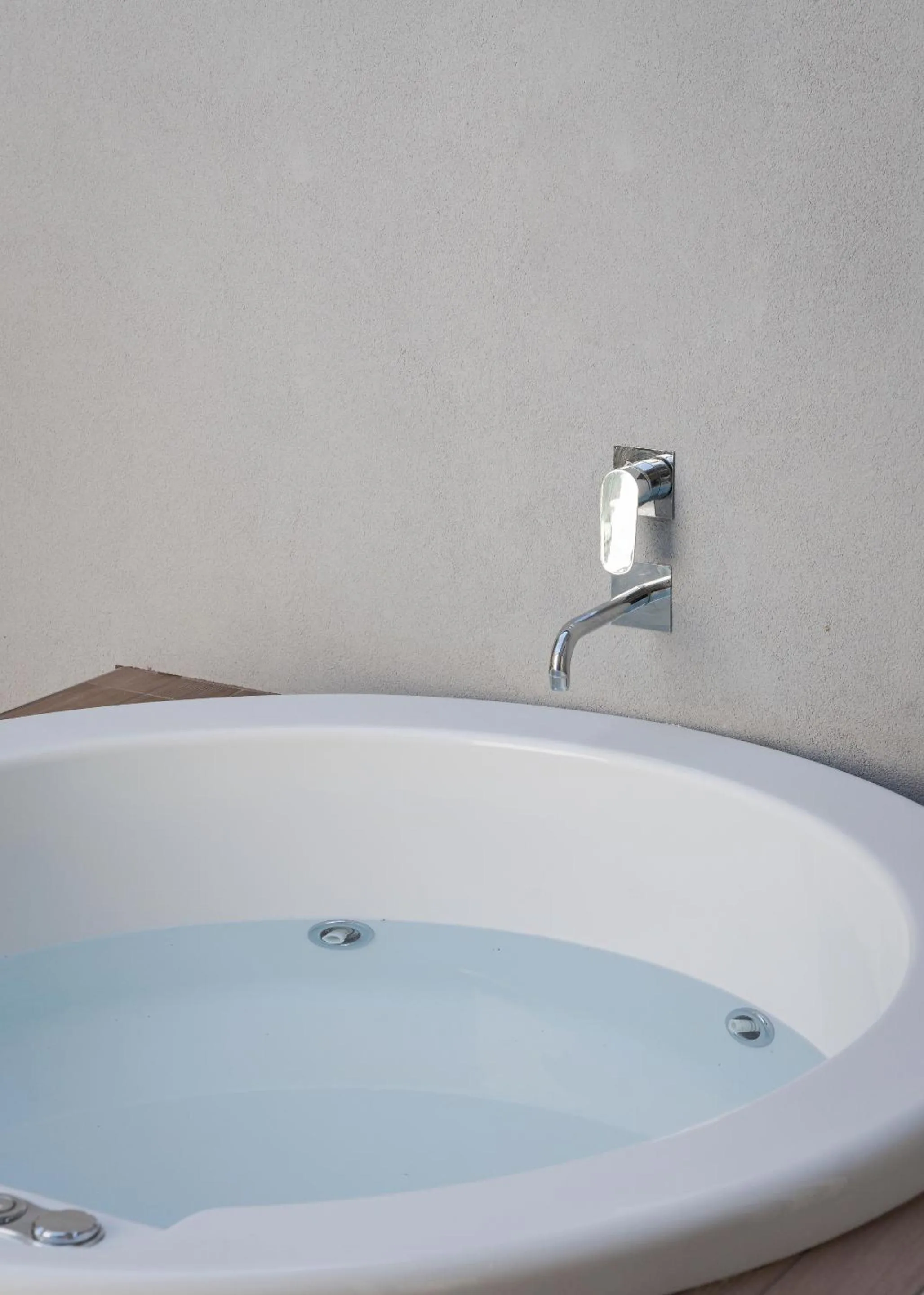 Hot Tub in Sette Suites & Rooms - Adults Only