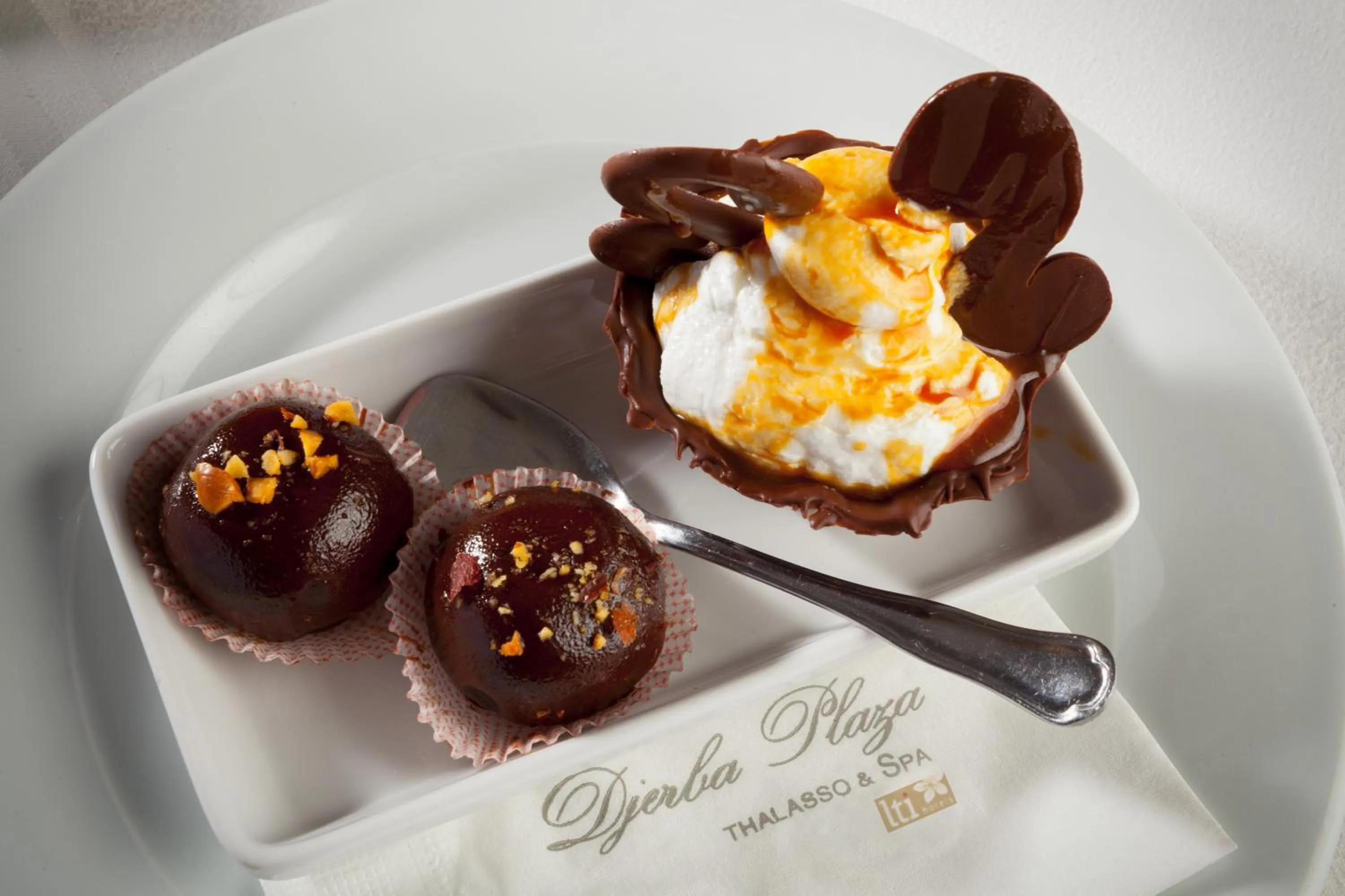 Food and drinks in Djerba Plaza Thalasso & Spa