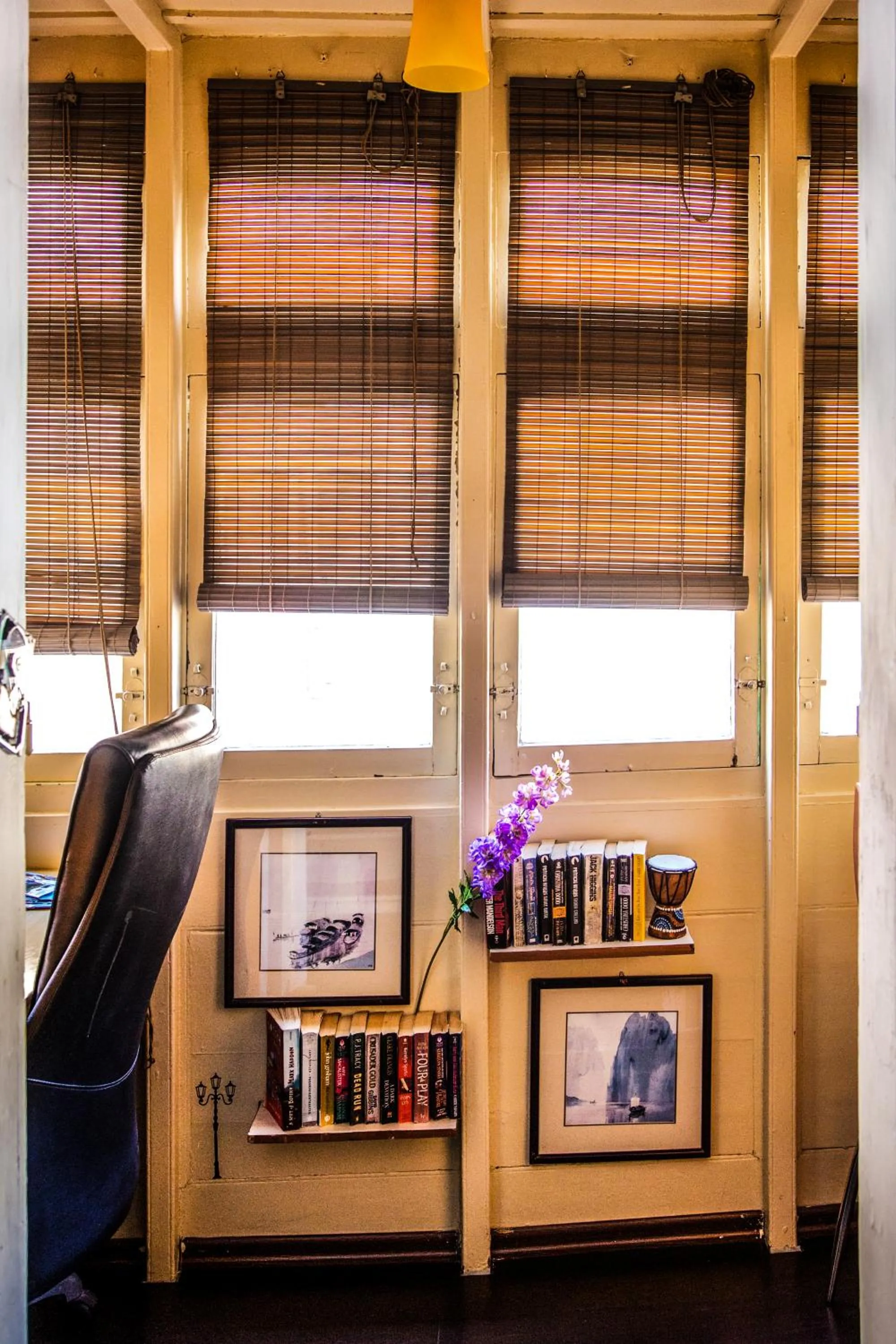 Library in Five Trees