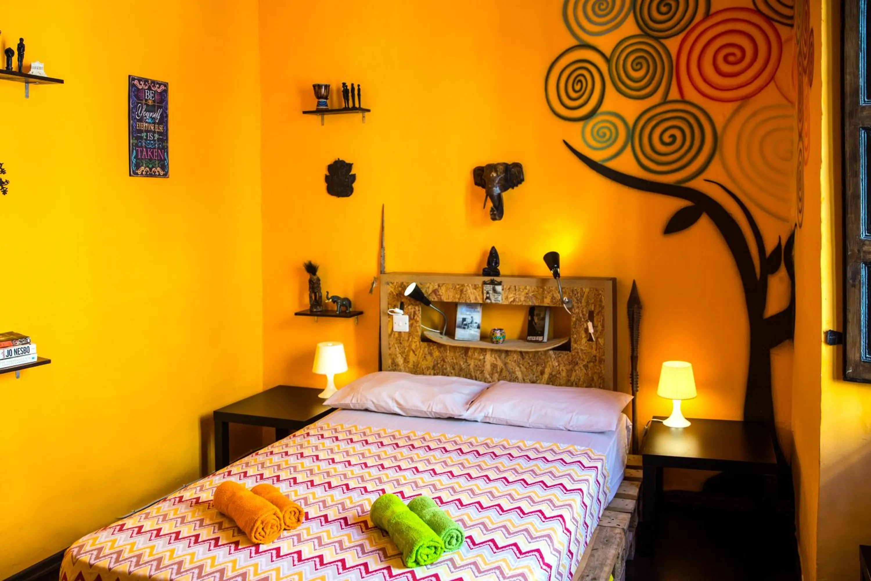 Bedroom, Bed in Five Trees