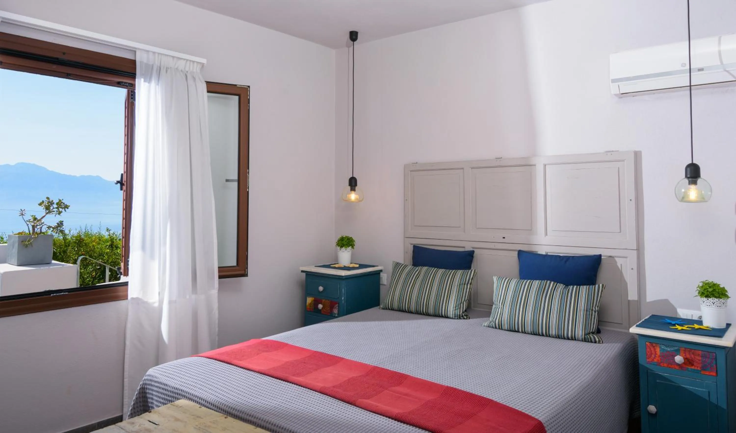 Bedroom, Bed in Villa Olga