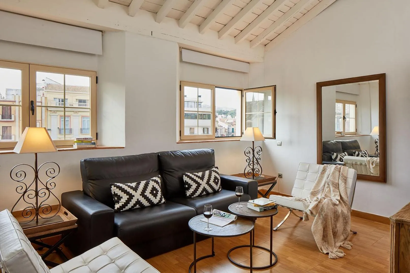 Living room in Lodgingmalaga Plaza Constitucion