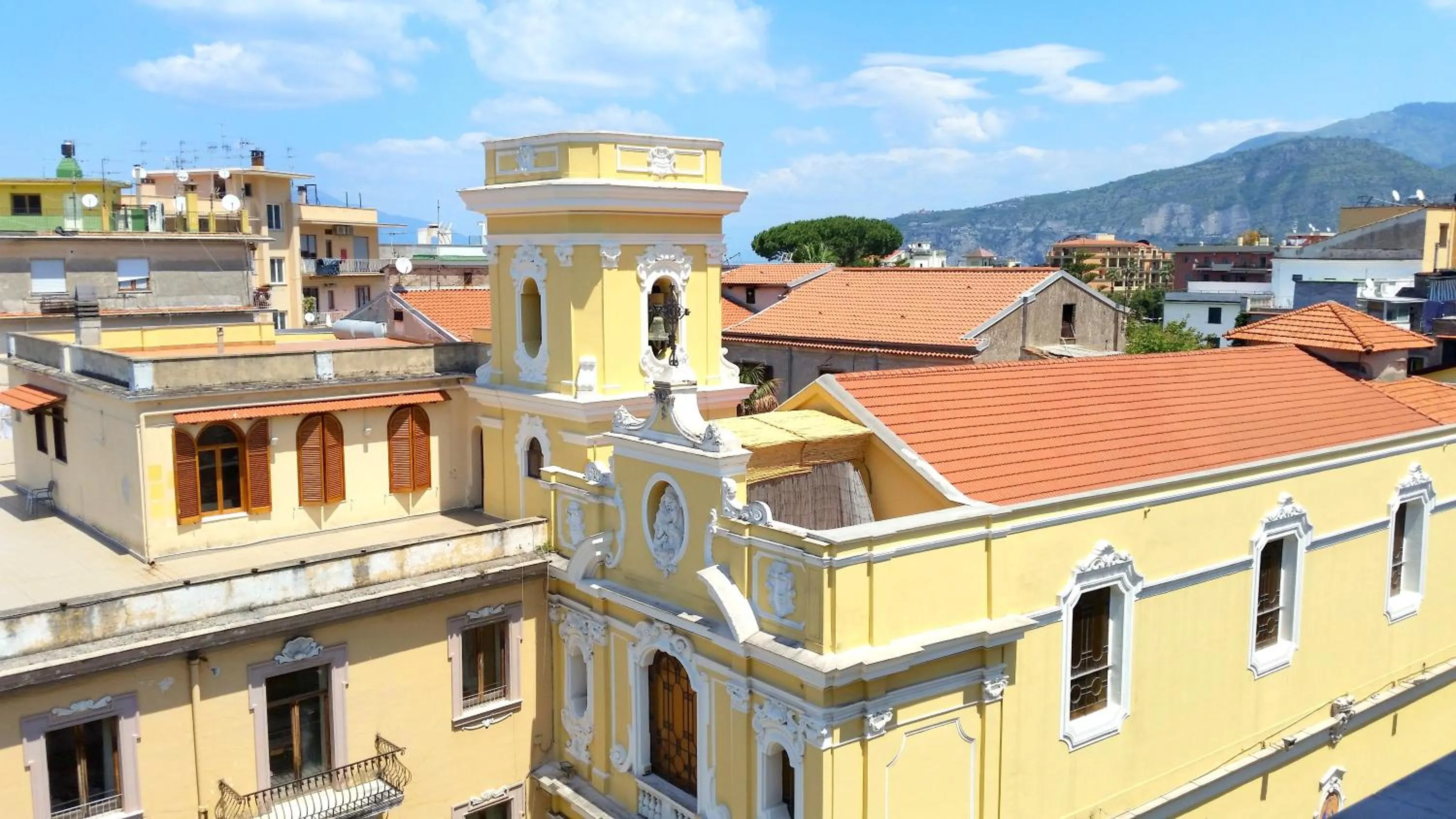 City view in B&B Unique