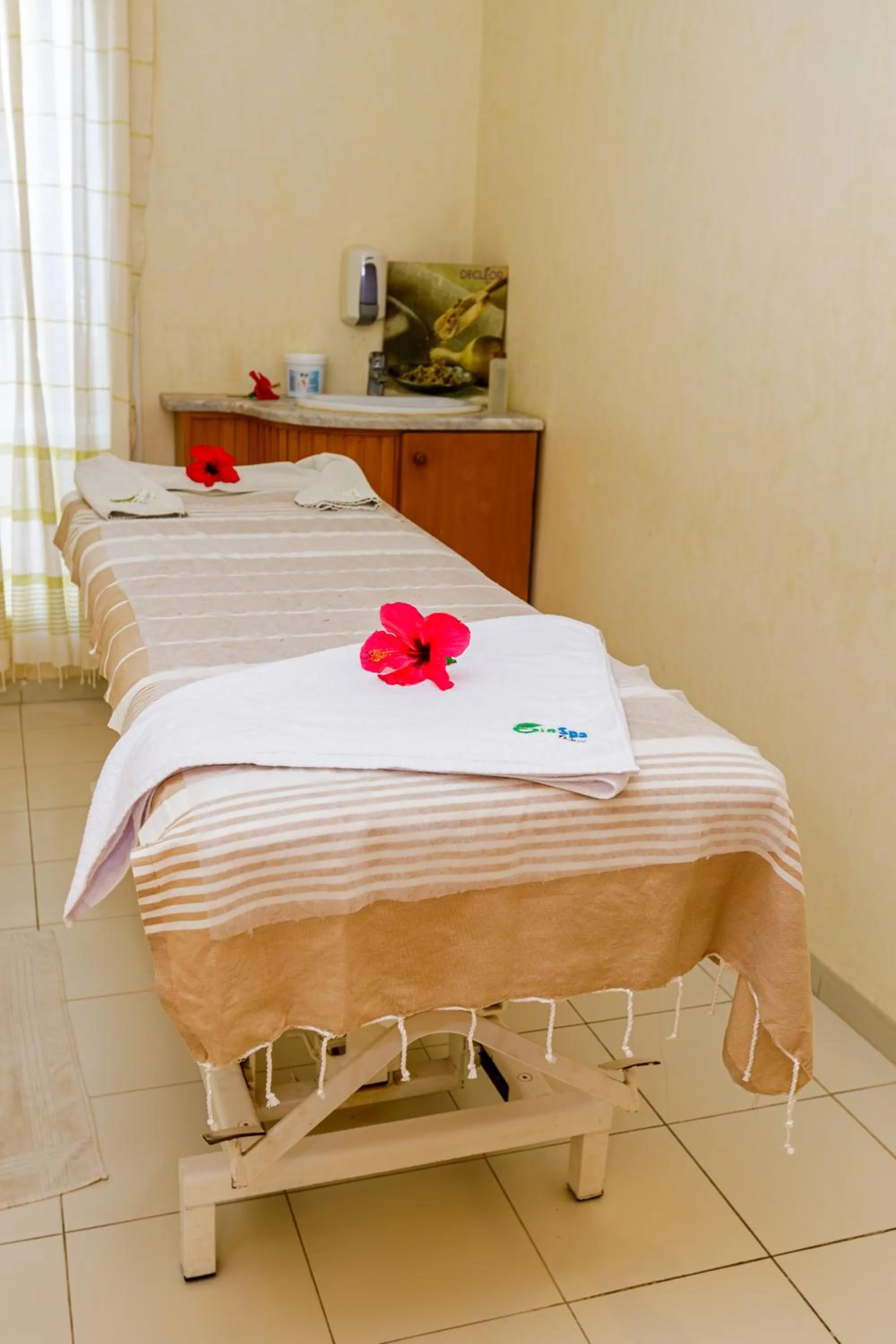 Iris Hotel & Thalasso