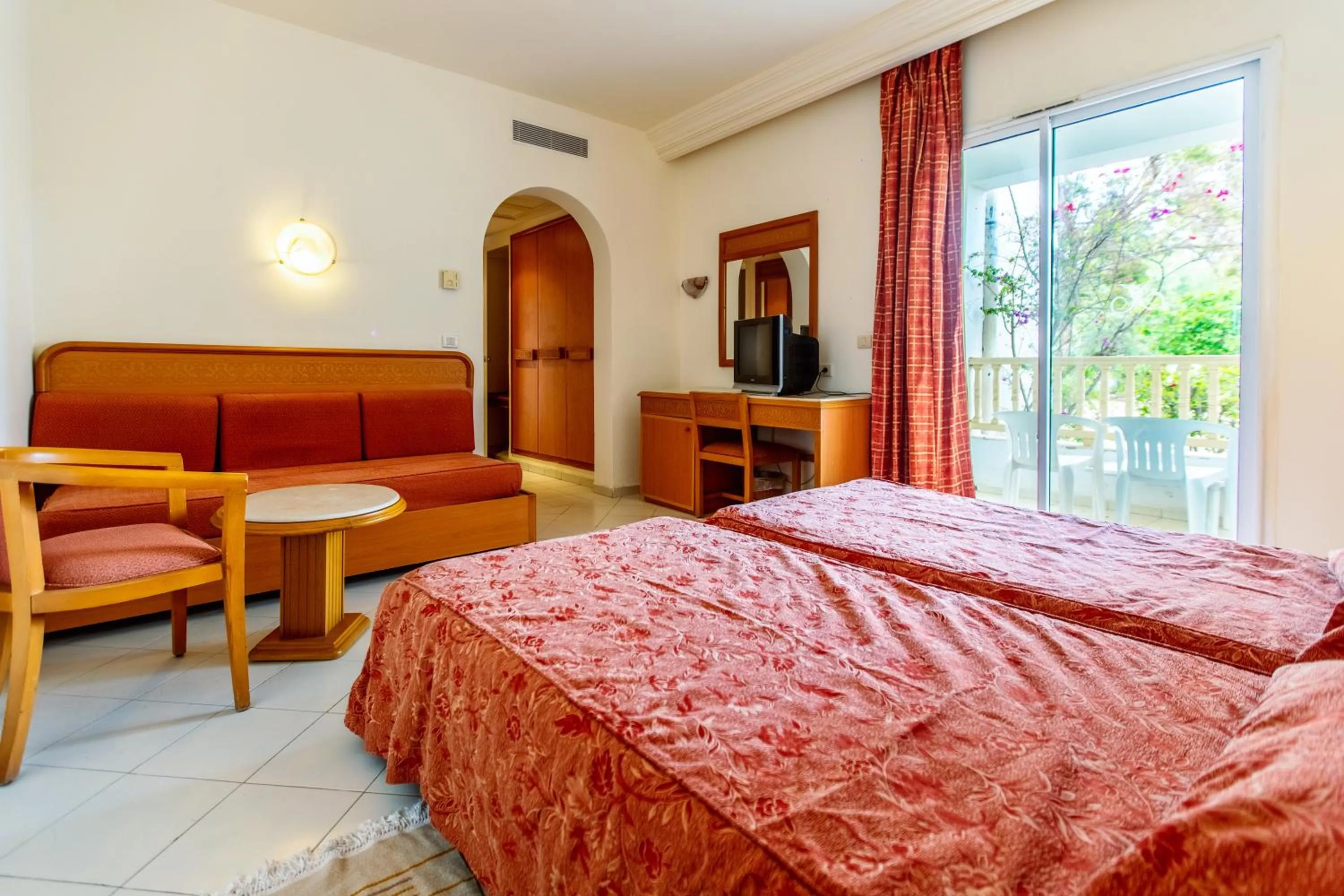 Iris Hotel & Thalasso