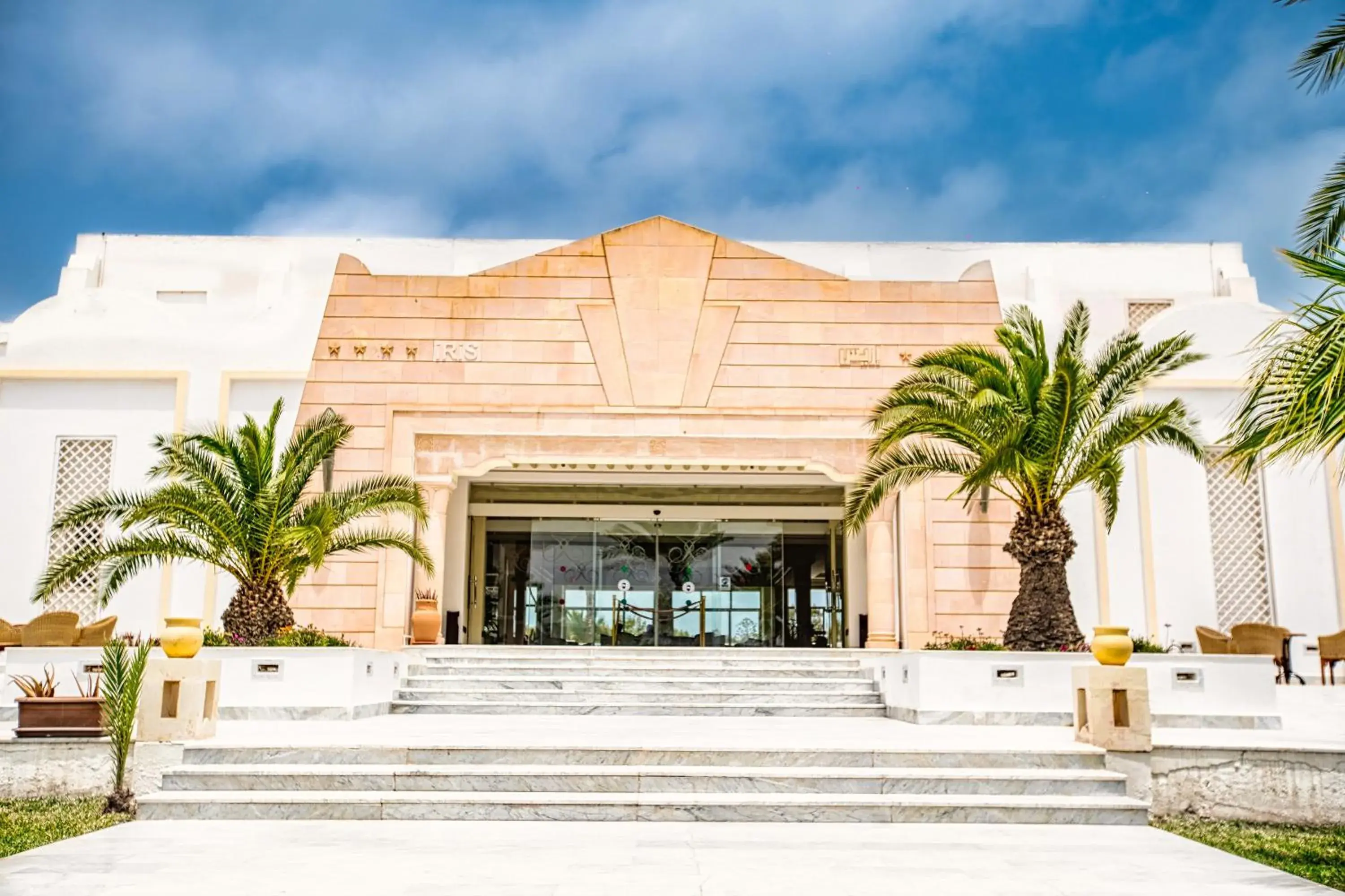 Property building in Iris Hotel & Thalasso Property building in Iris Hotel & Thalasso