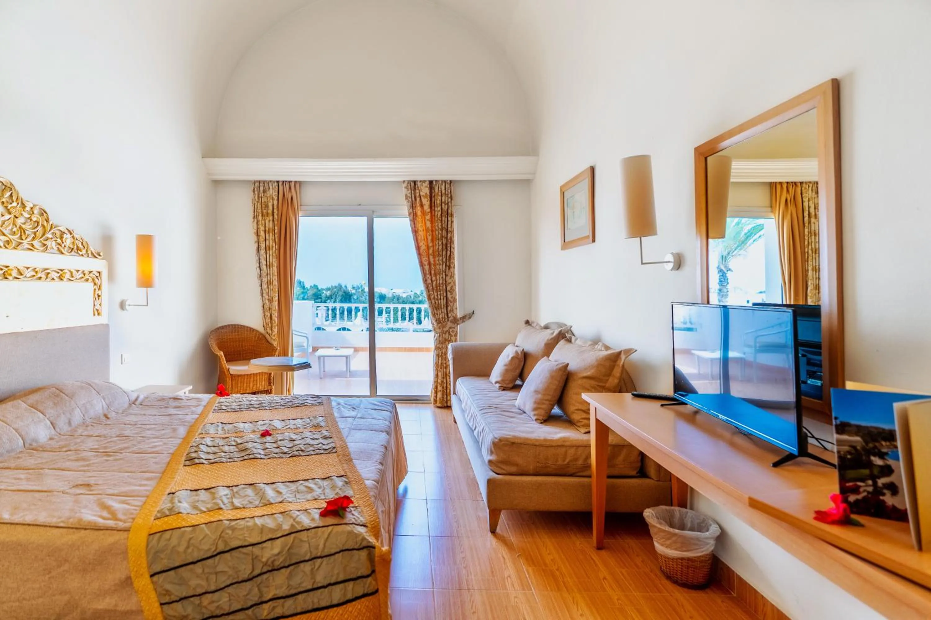 Iris Hotel & Thalasso