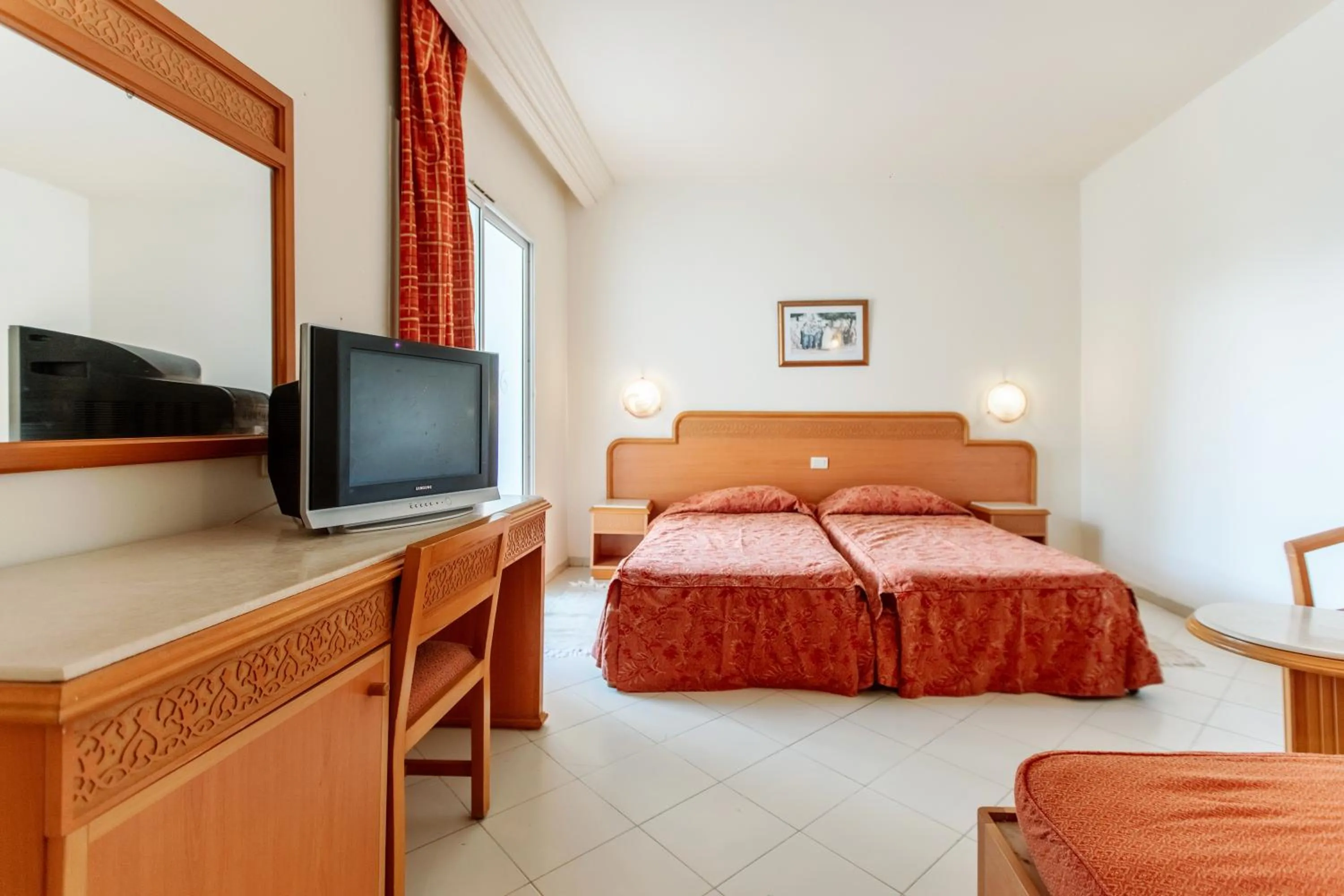 Iris Hotel & Thalasso