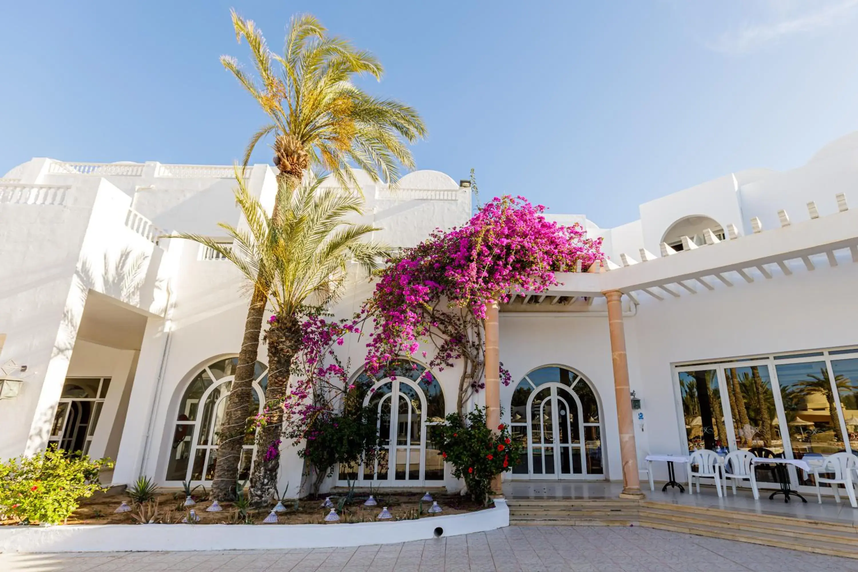 Property building in Iris Hotel & Thalasso Property building in Iris Hotel & Thalasso