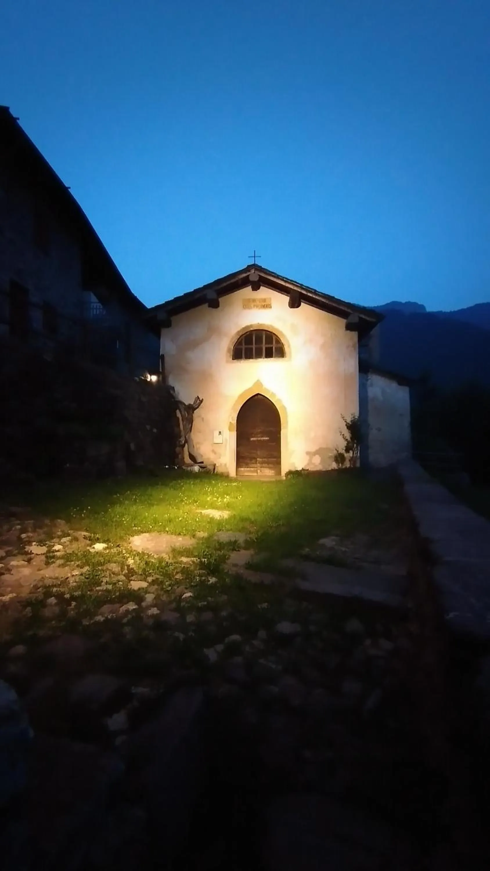 Hiking in B&B Santa Brigida