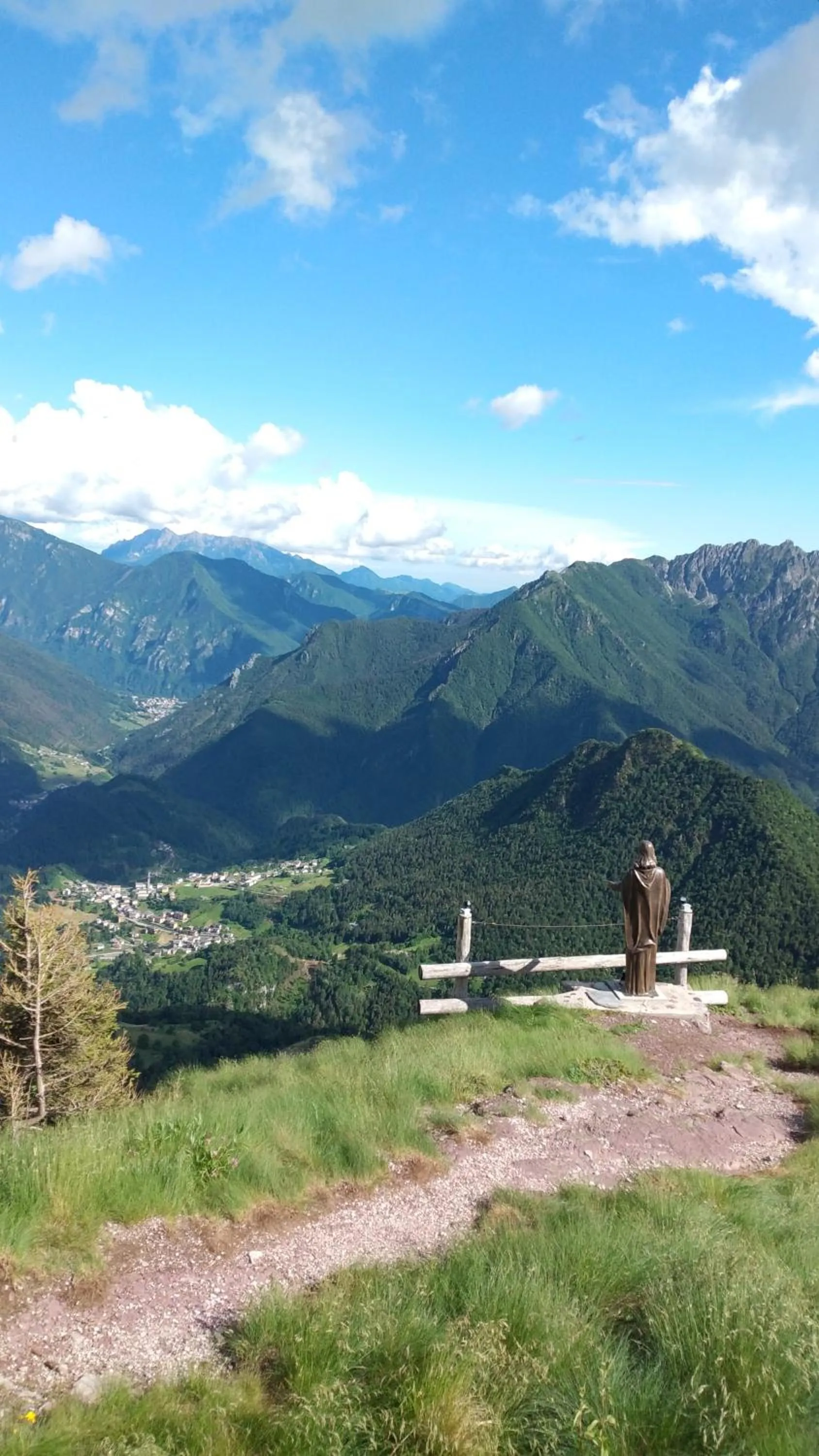 Hiking in B&B Santa Brigida