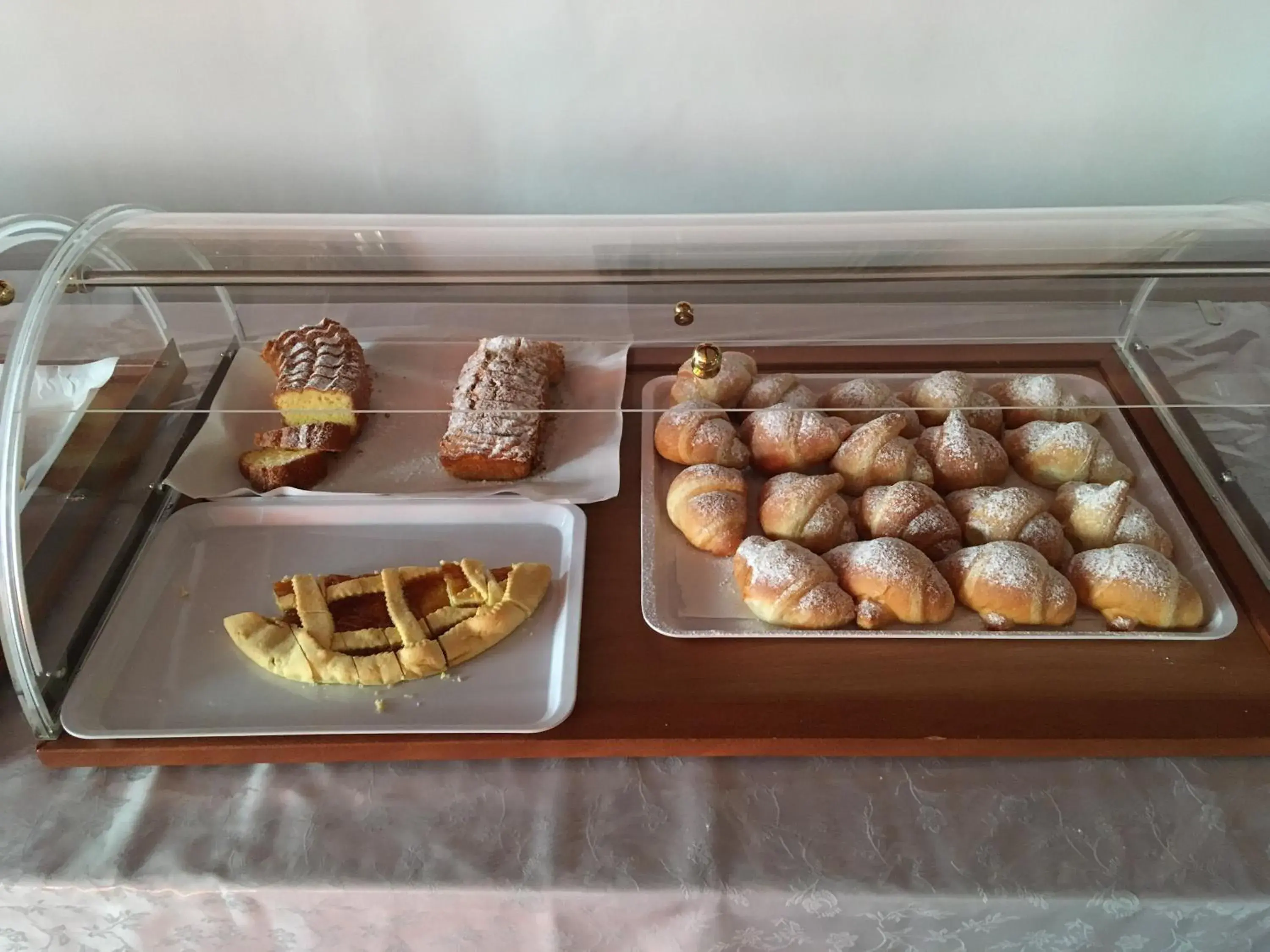 Breakfast, Food in Hotel Capri