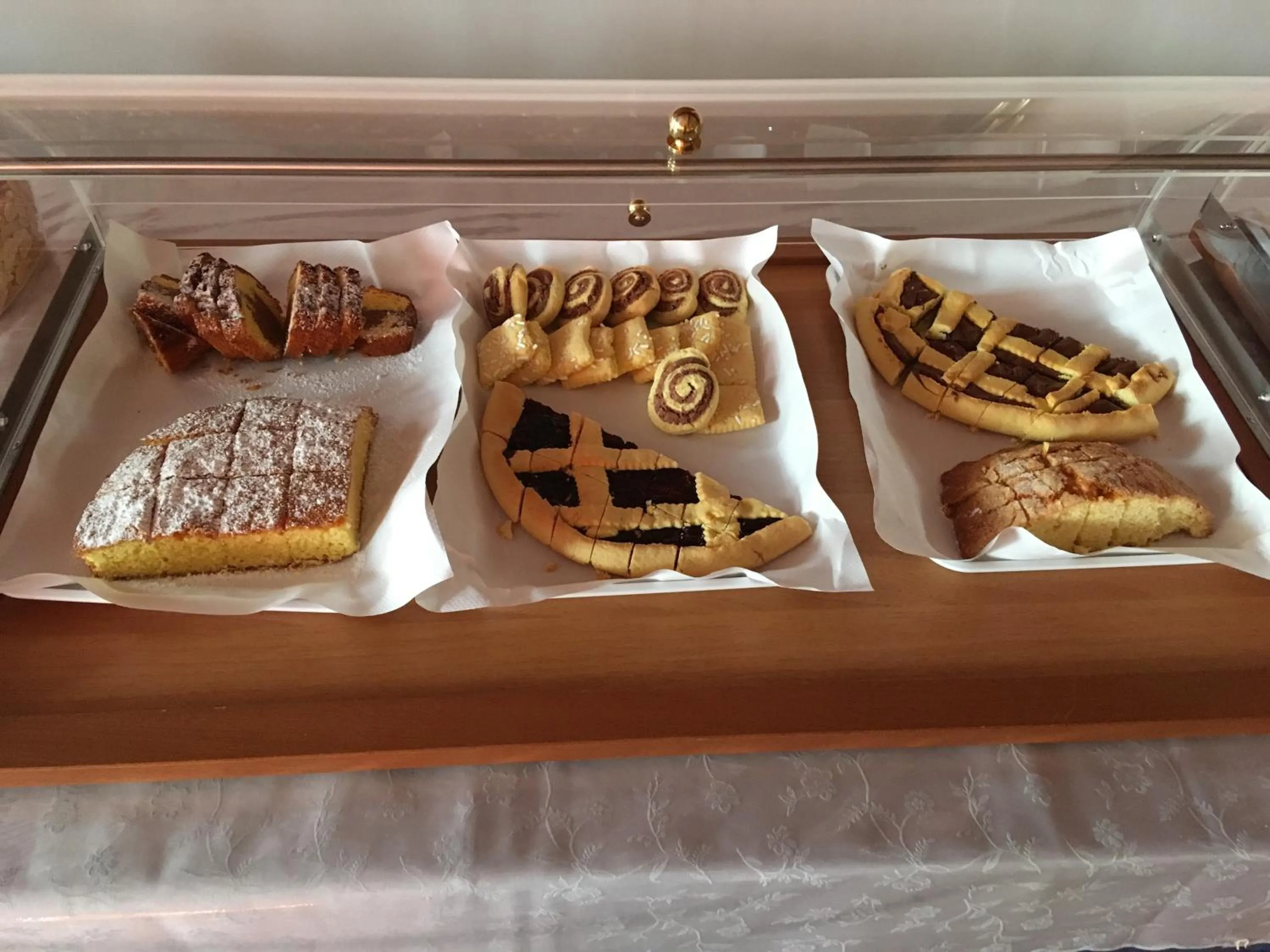 Breakfast in Hotel Capri