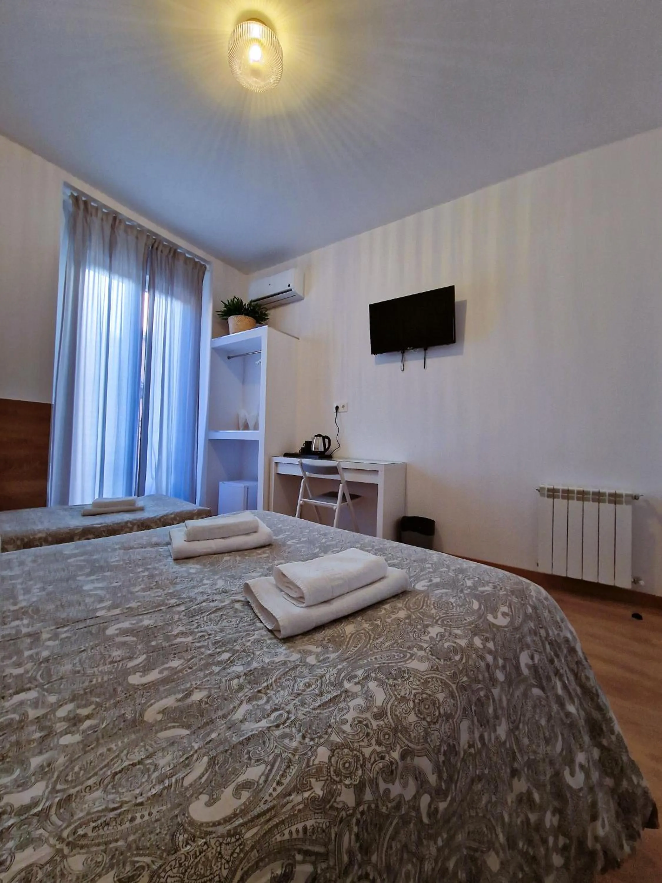 Bed in Hostal A Nuestra Senora de La Paloma