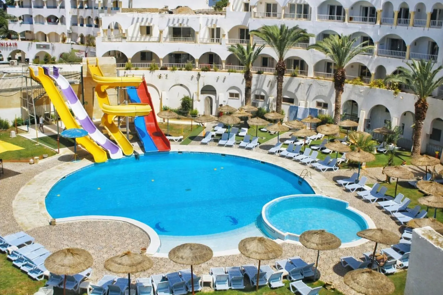 Property building in Hotel El Habib Monastir