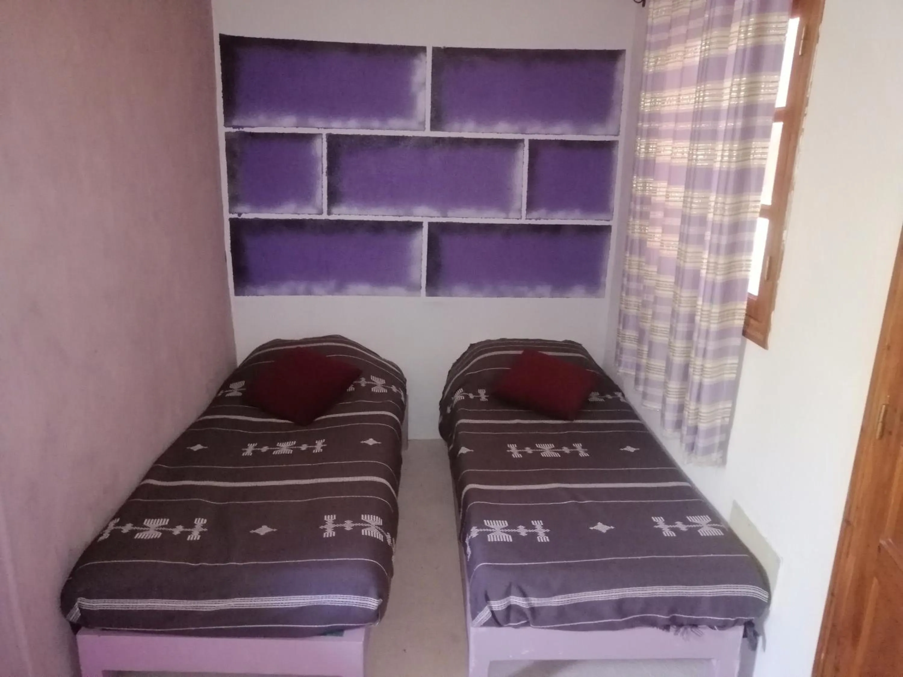 Bed in Menzel Sonia Caja