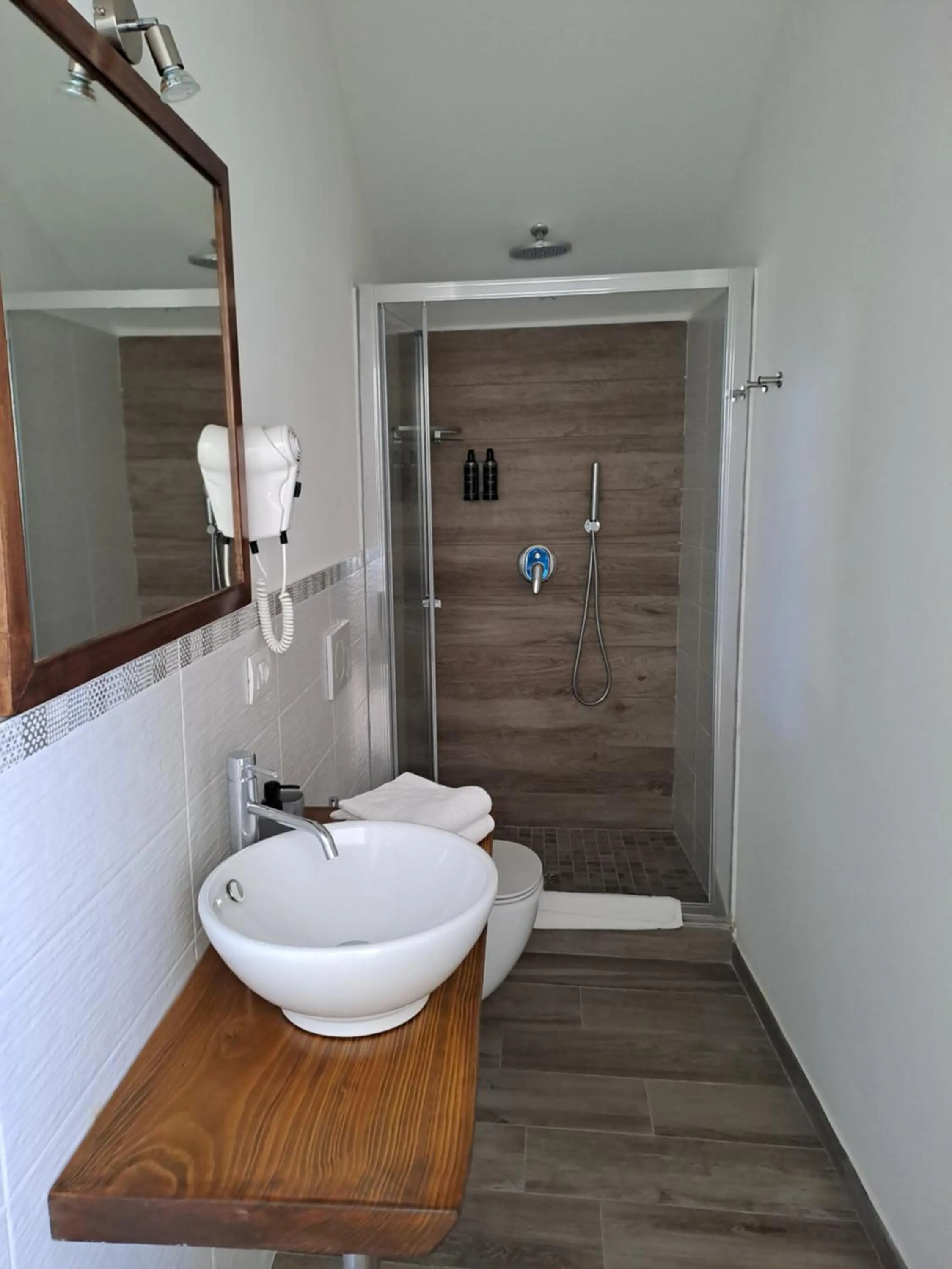 Bathroom in Andirivieni Bellagio Guest House