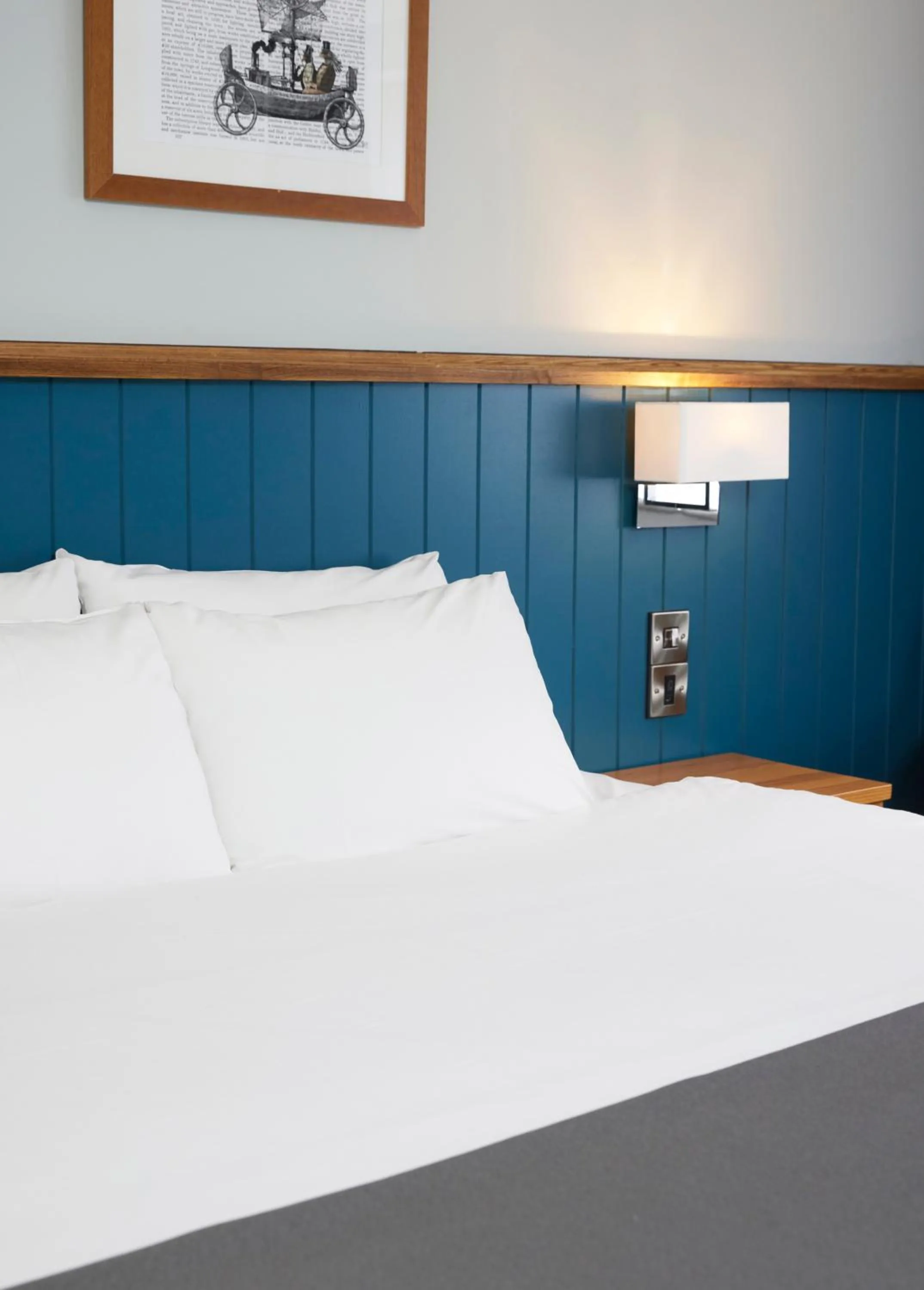 Bedroom, Bed in The Bay Horse Hotel