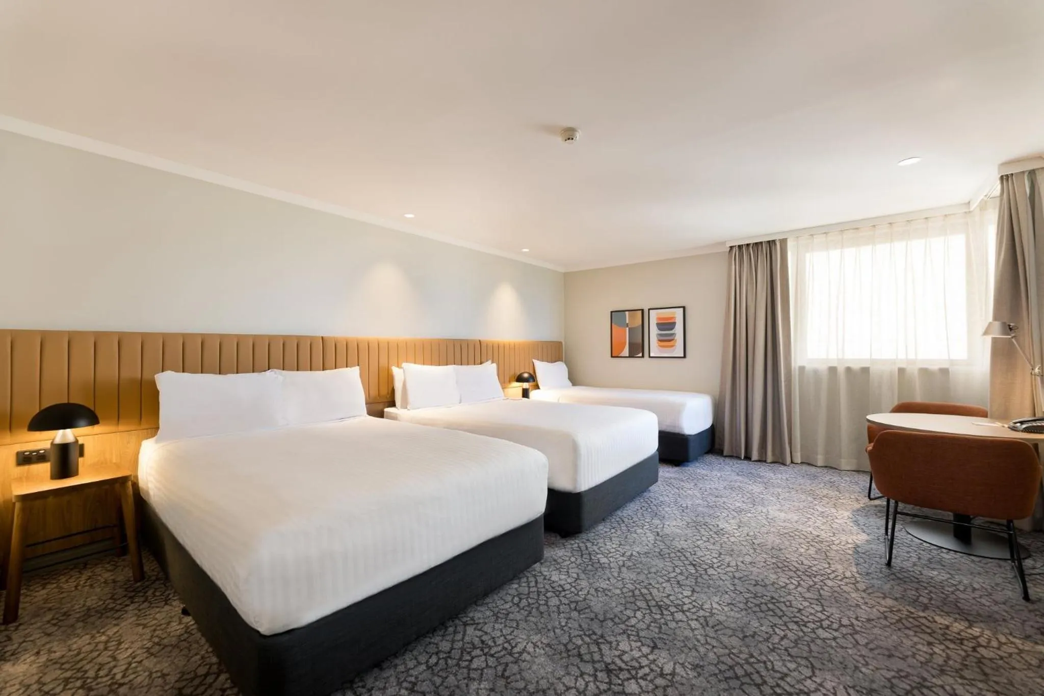 Photo of the whole room, Bed in Crowne Plaza Perth by IHG