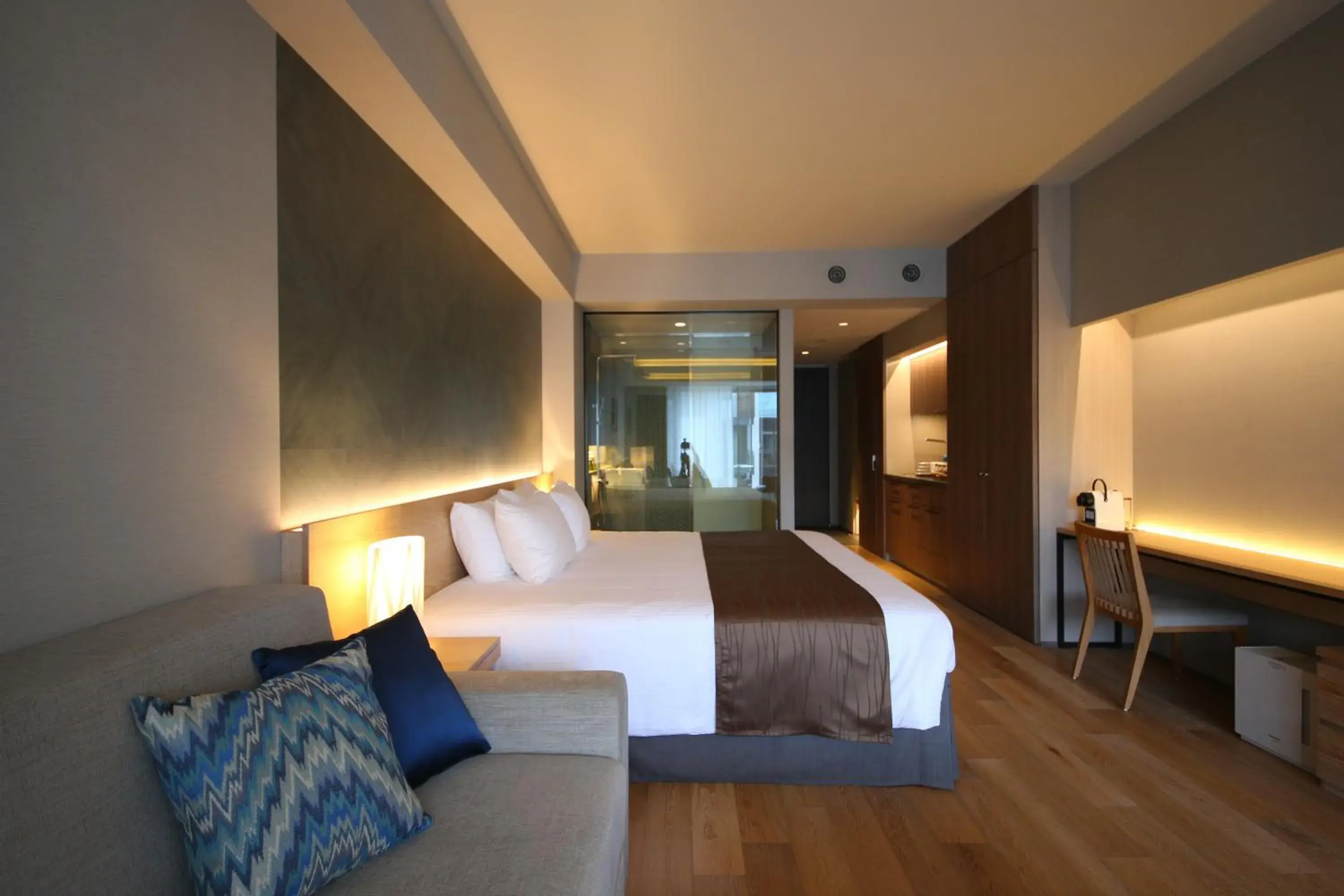 Photo of the whole room in Aya Niseko Photo of the whole room in Aya Niseko