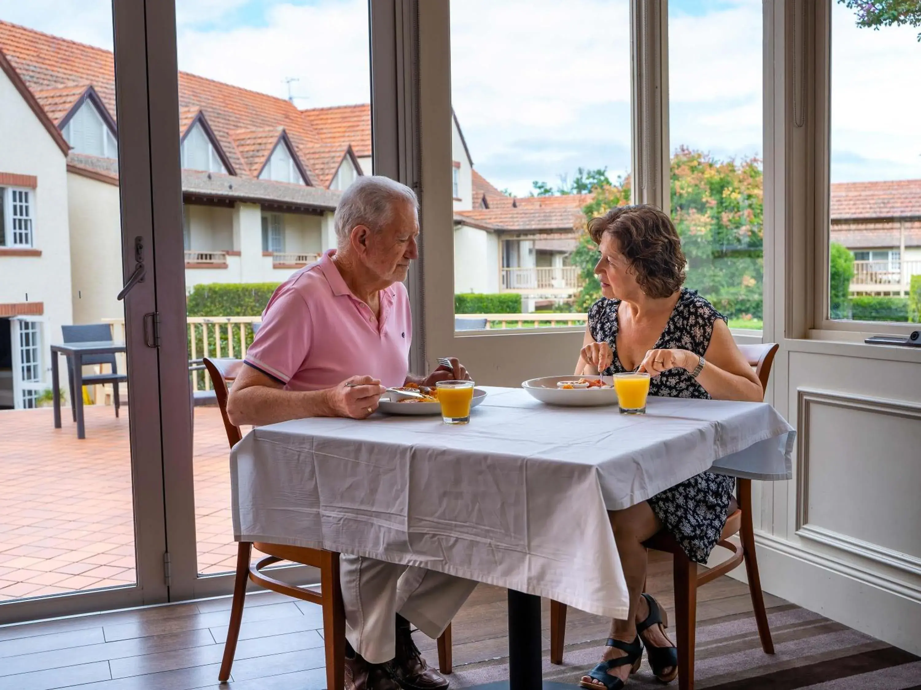 Restaurant/places to eat in Mercure Canberra Restaurant/places to eat in Mercure Canberra