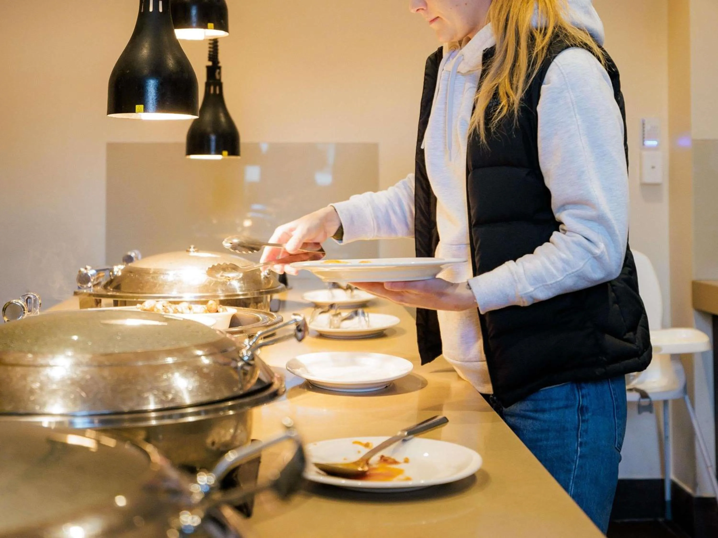 Breakfast in Mercure Canberra