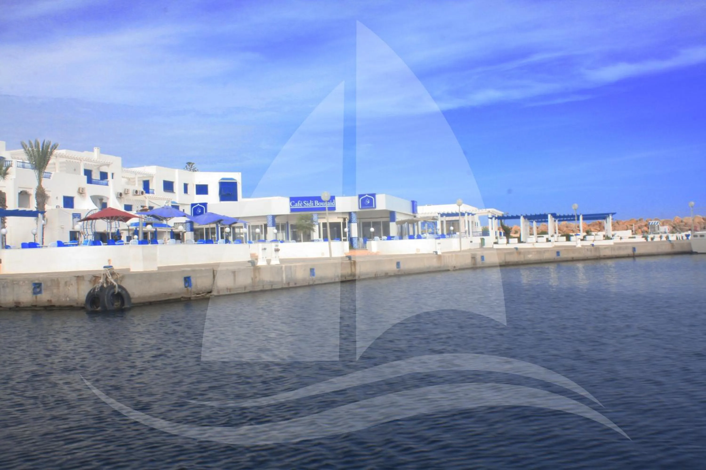 Family in Marina Cap Monastir- Appart'Hôtel