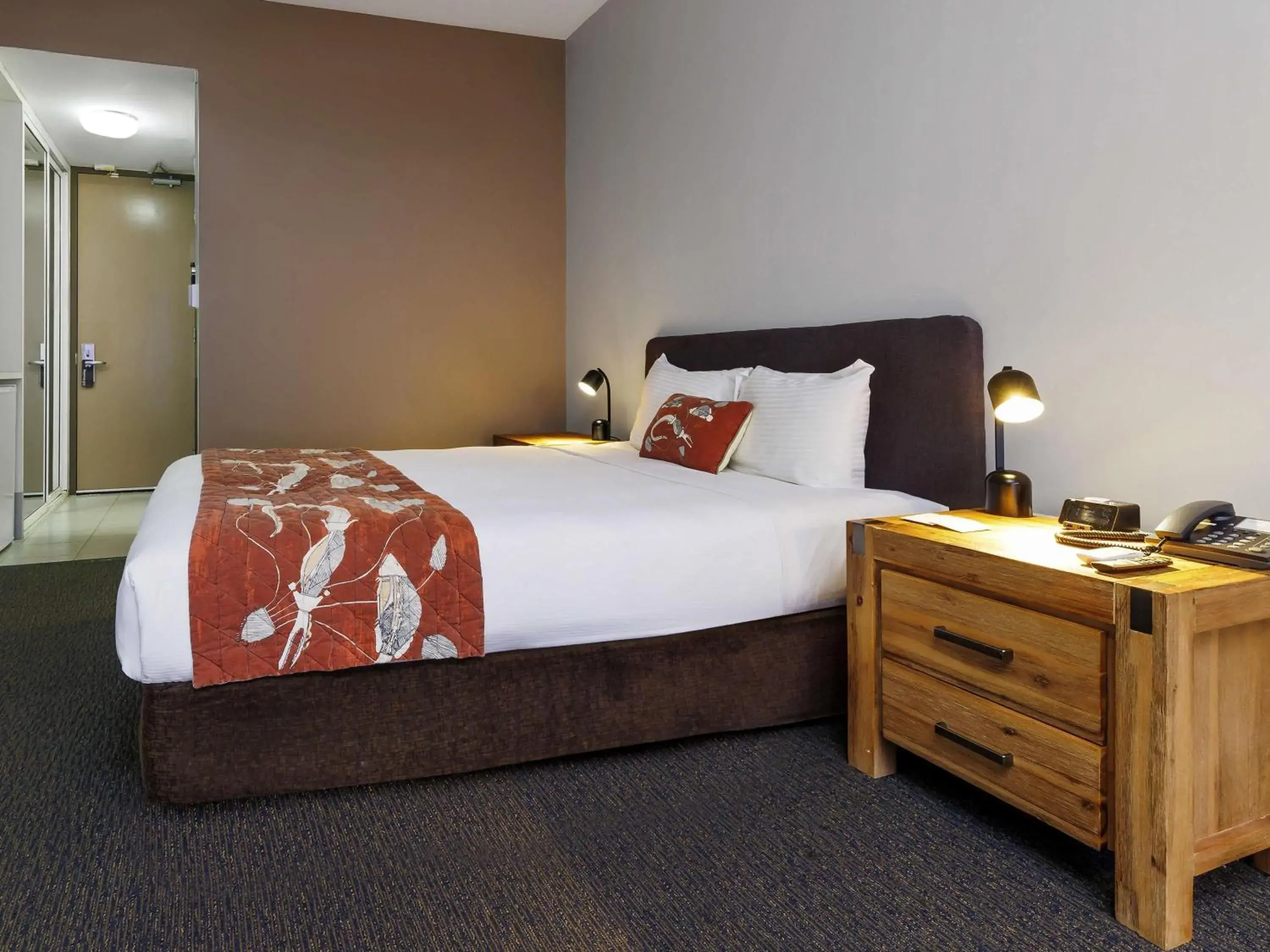 Bedroom, Bed in Mercure Kakadu Crocodile Bedroom, Bed in Mercure Kakadu Crocodile