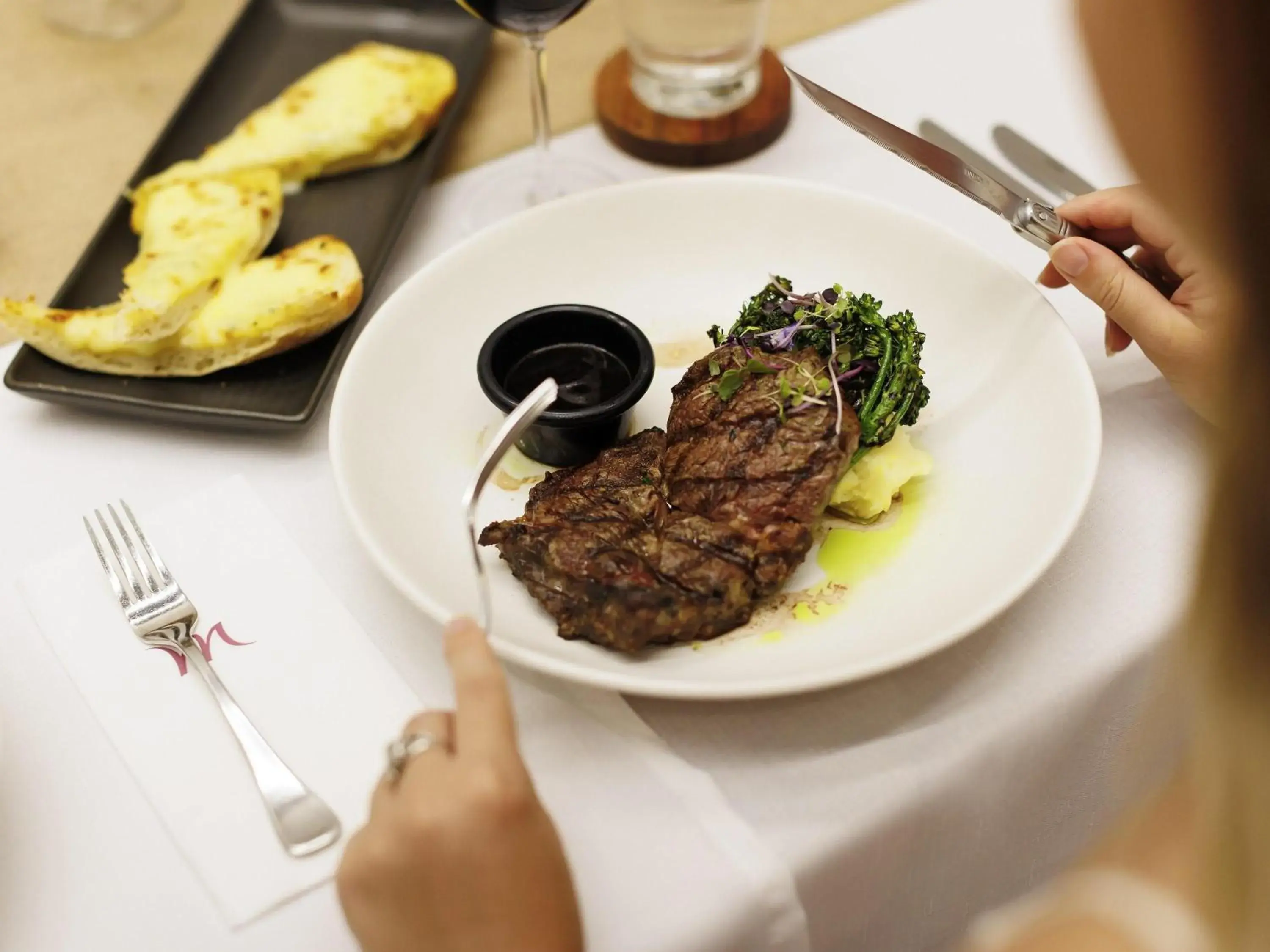 Restaurant/places to eat in Mercure Kakadu Crocodile Restaurant/places to eat in Mercure Kakadu Crocodile