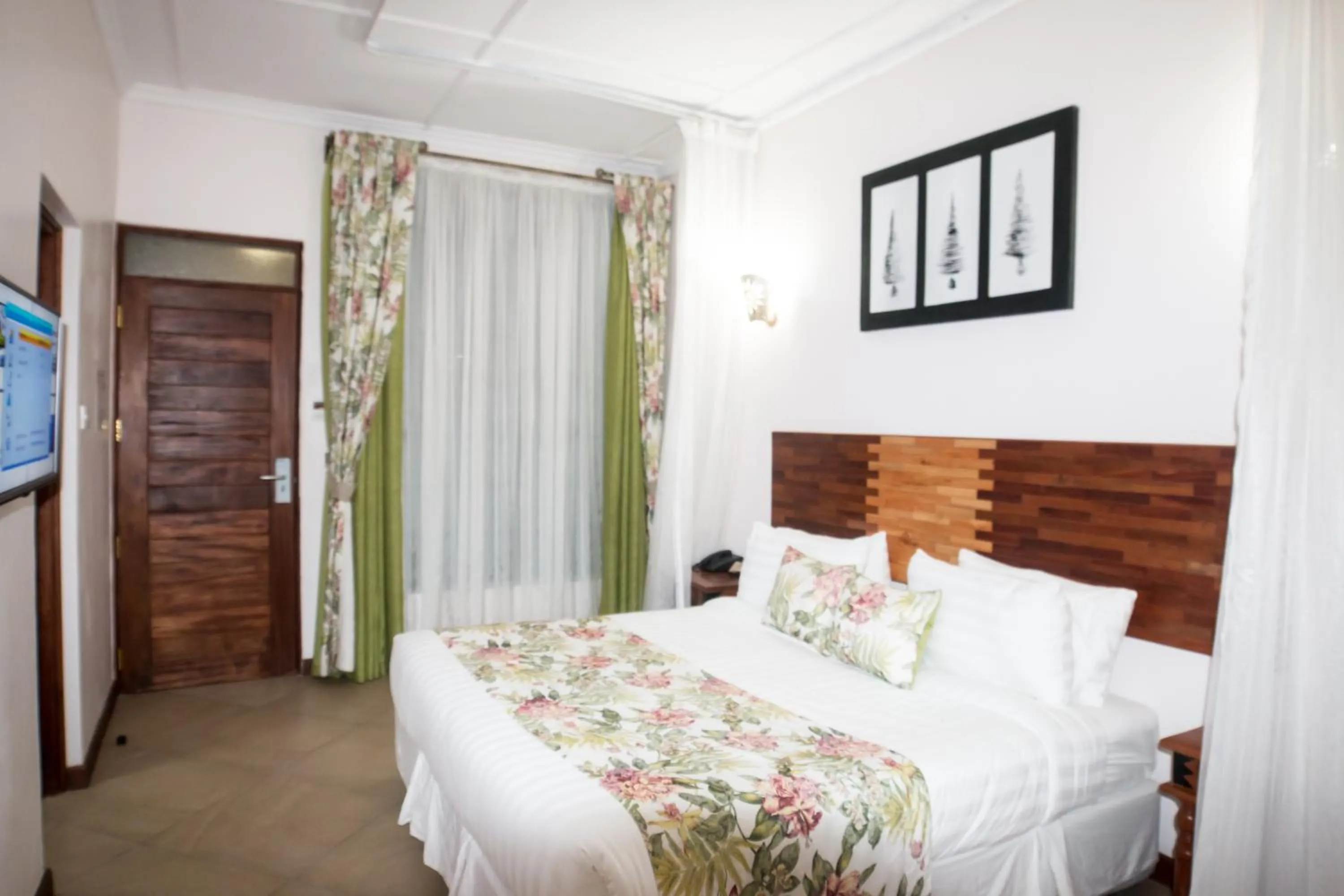 Bedroom in The Smith Hotel