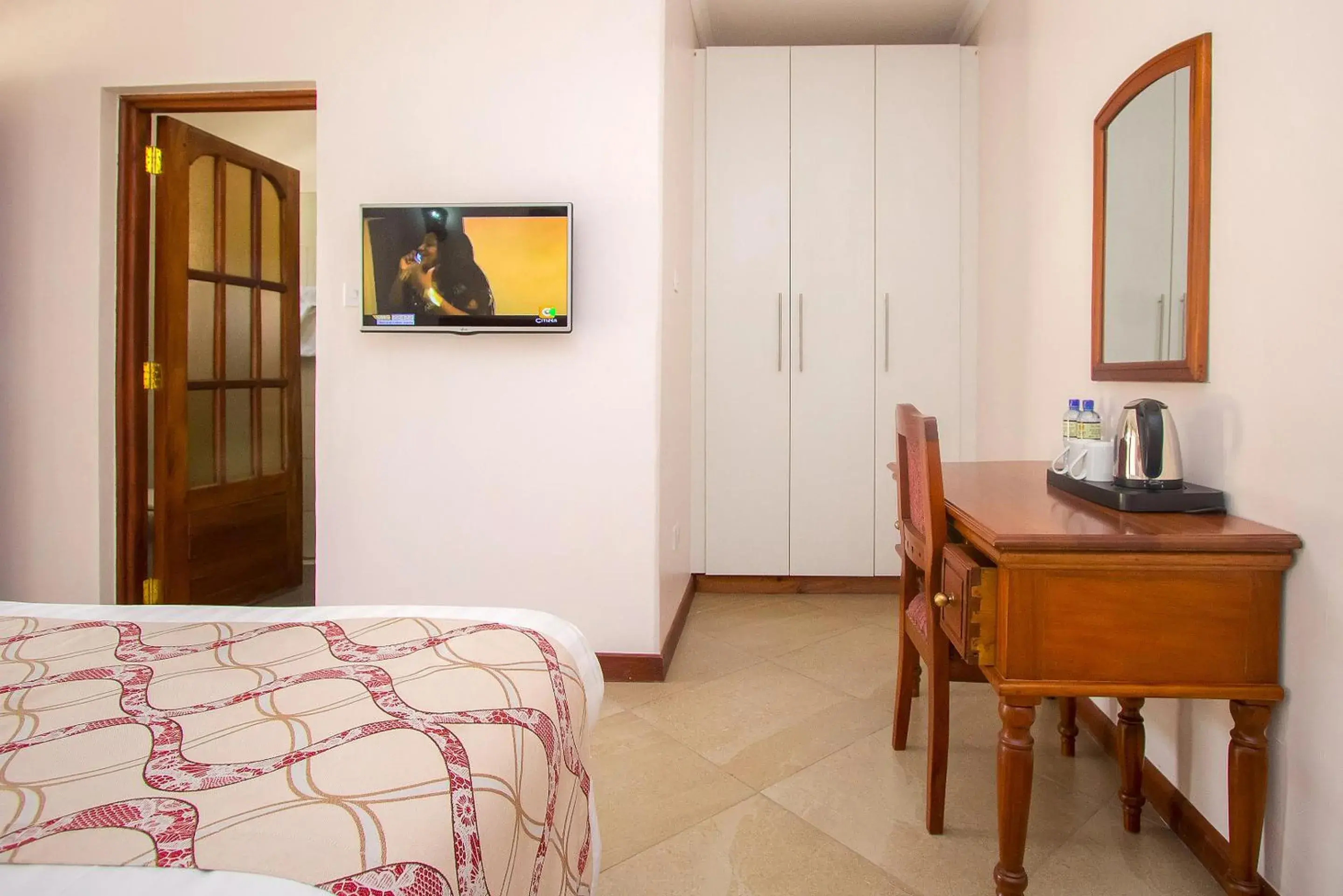 Bed in The Smith Hotel Bed in The Smith Hotel