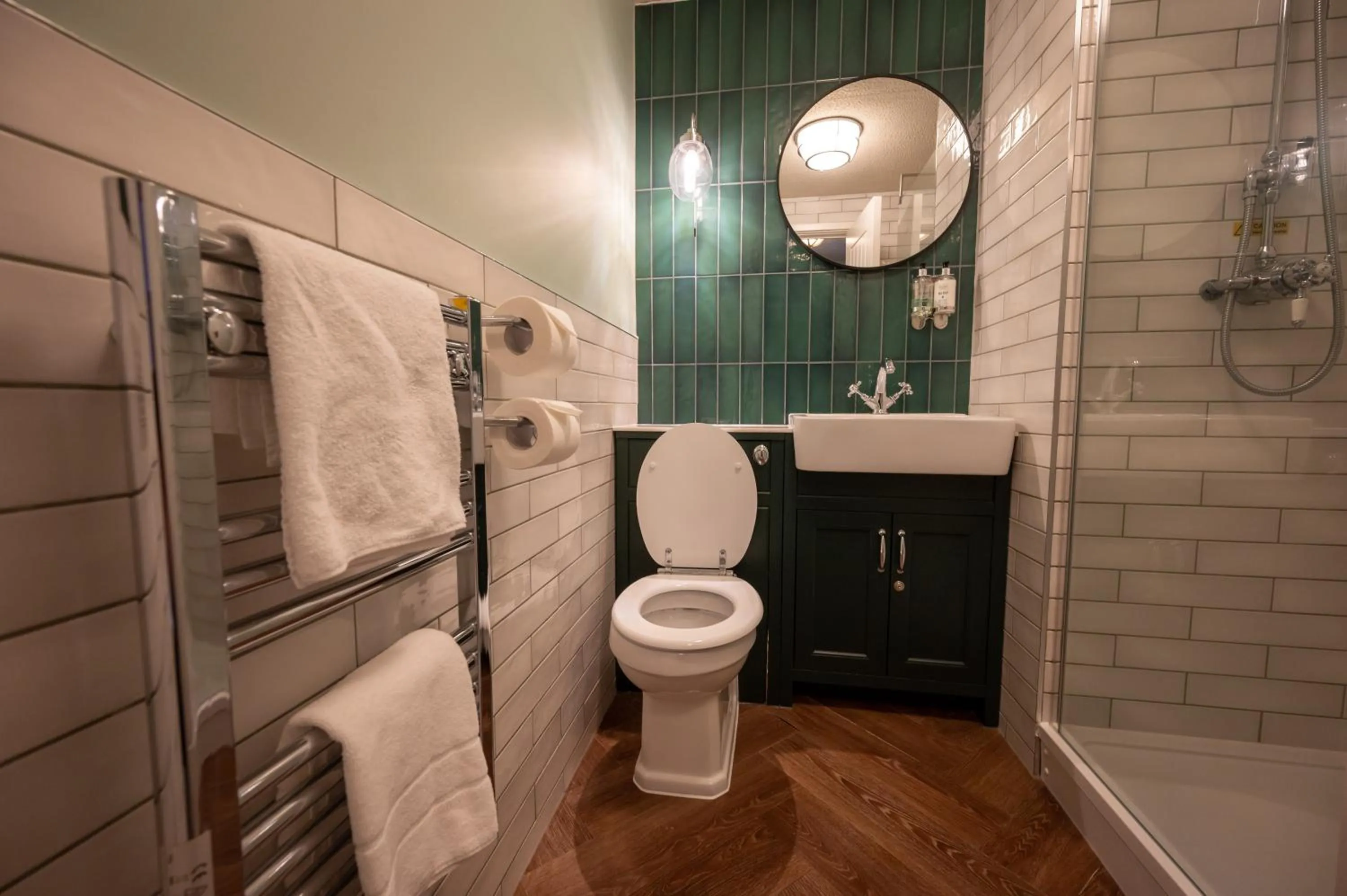 Bathroom in Berkshire Arms by Chef & Brewer Collection