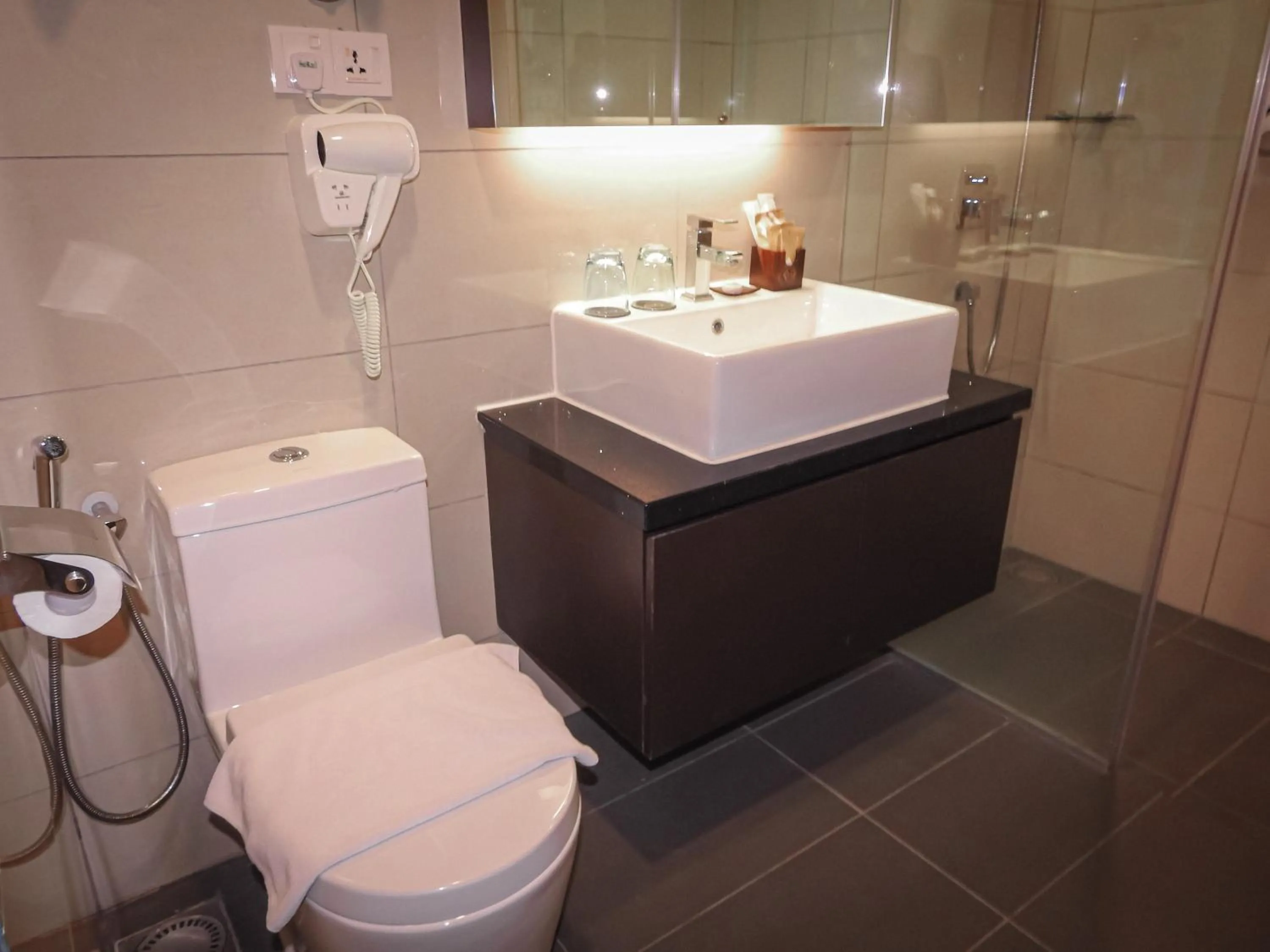 Bathroom in Grand Ion Delemen Hotel