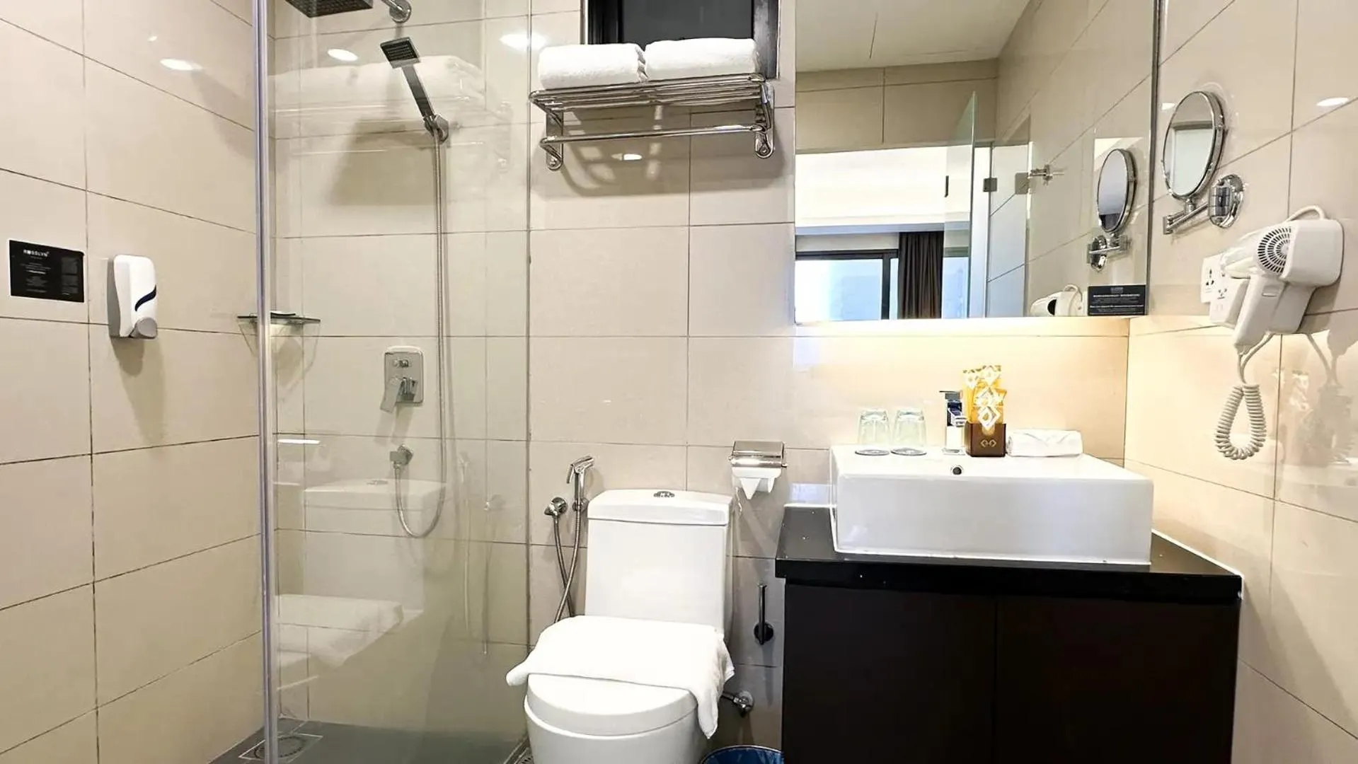 Grand Ion Delemen Hotel