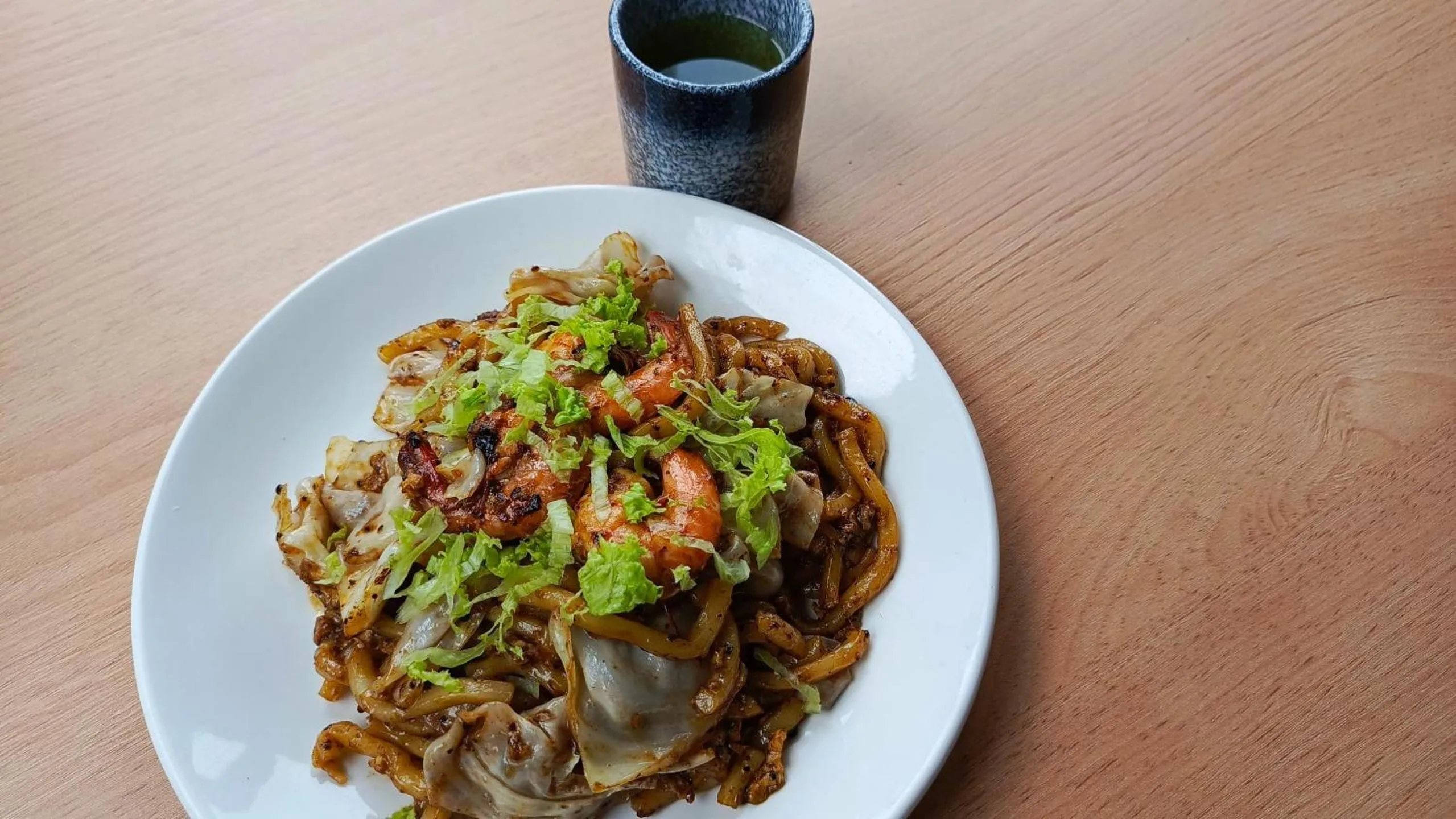 Restaurant/places to eat in Grand Ion Delemen Hotel