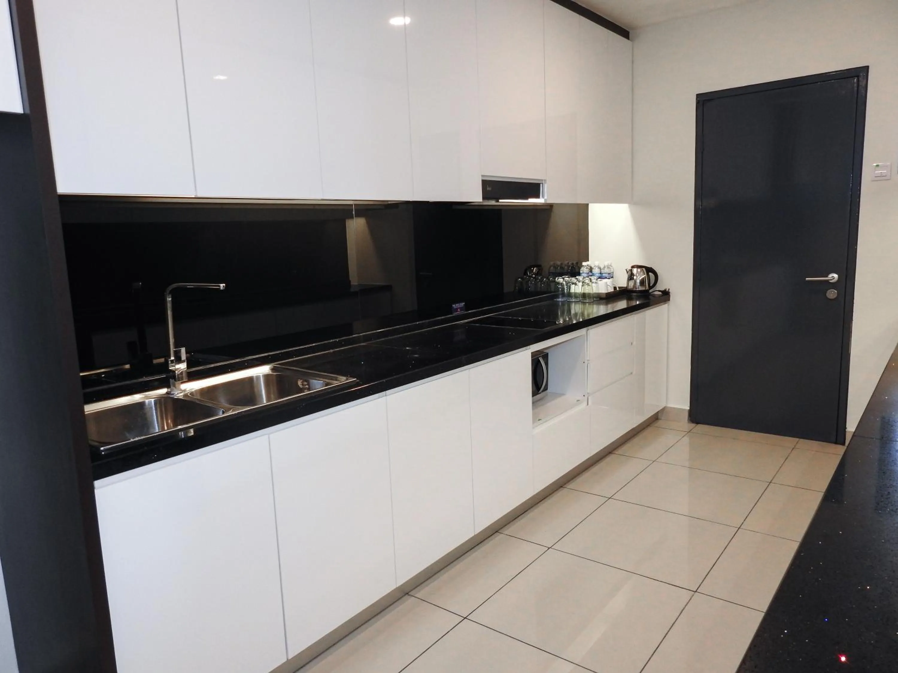 kitchen in Grand Ion Delemen Hotel