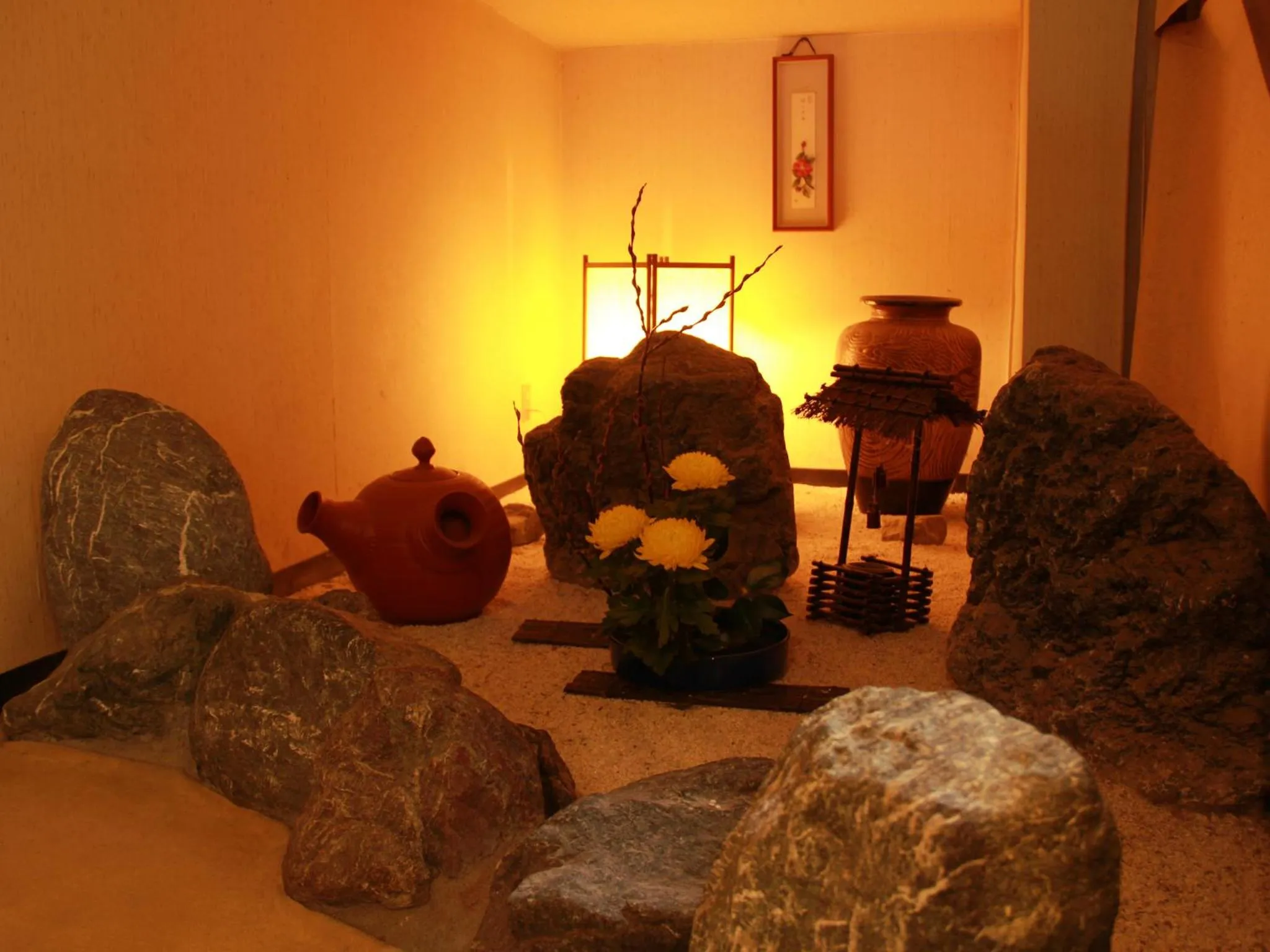 Decorative detail in Suehirokan