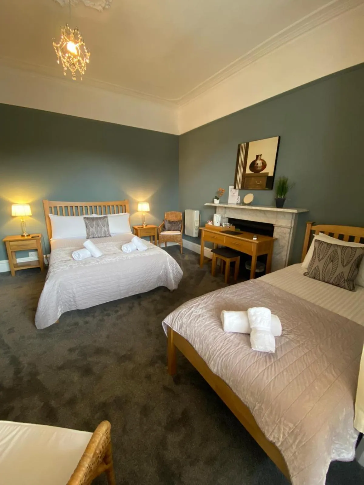 Bedroom, Bed in Ambleside Central