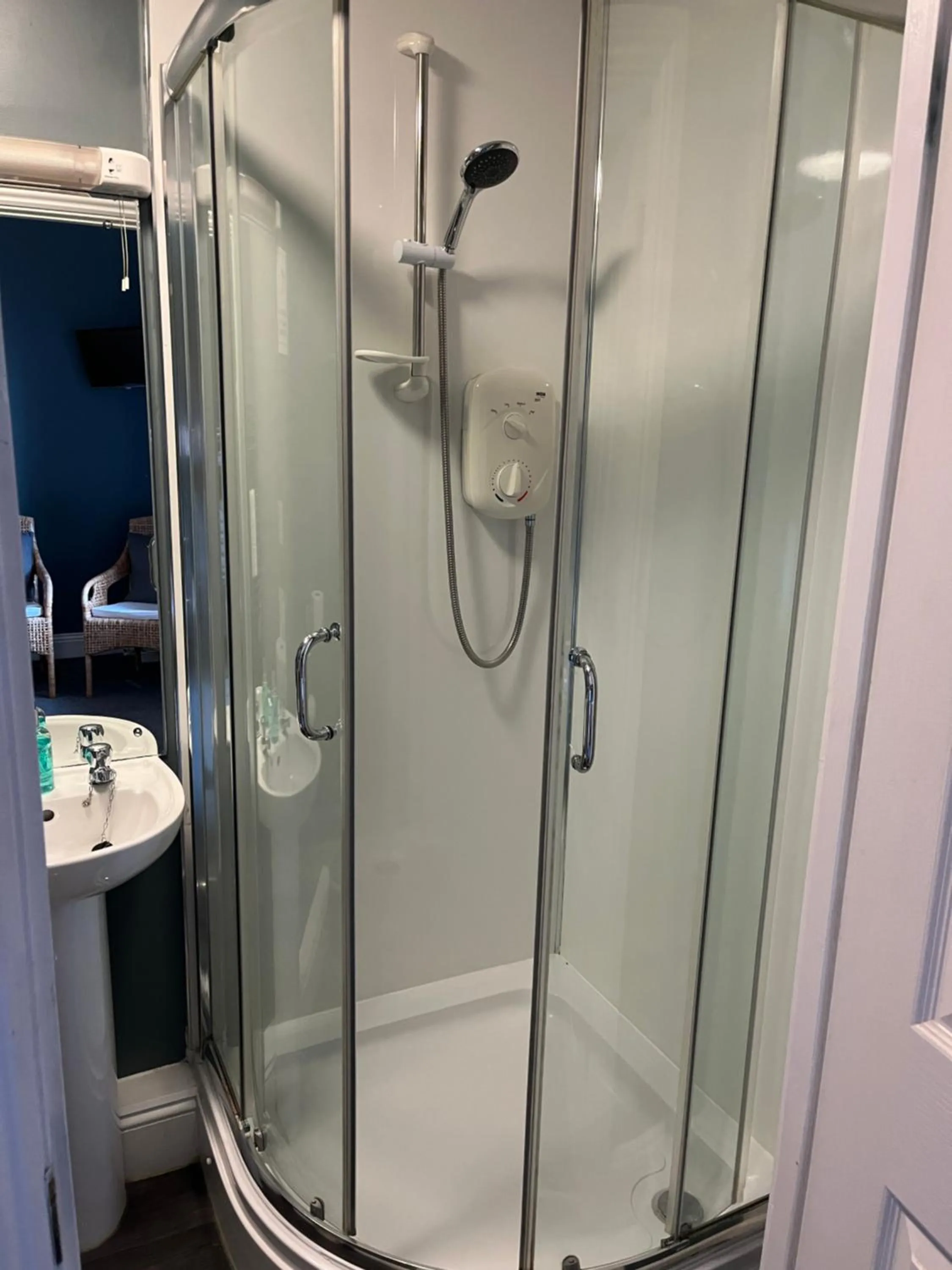 Bathroom in Ambleside Central