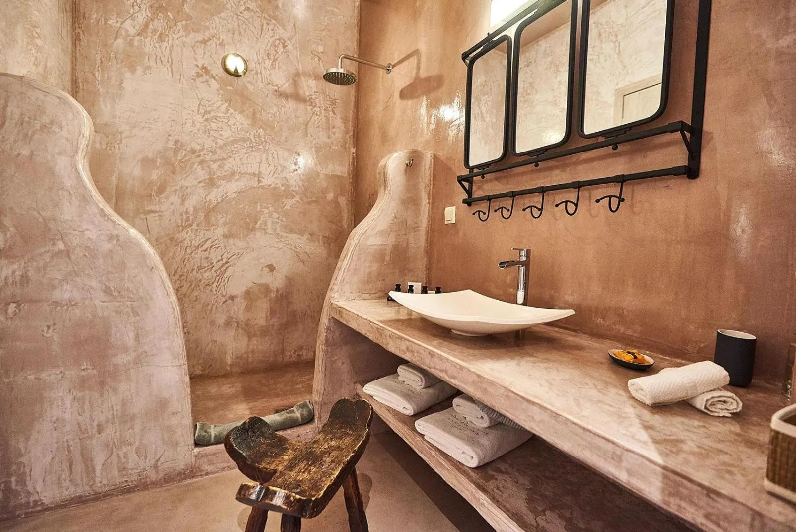 Bathroom in iFeel Athens