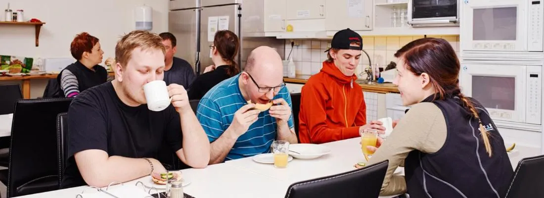 Communal lounge/ TV room in Hotell Sport & Rest