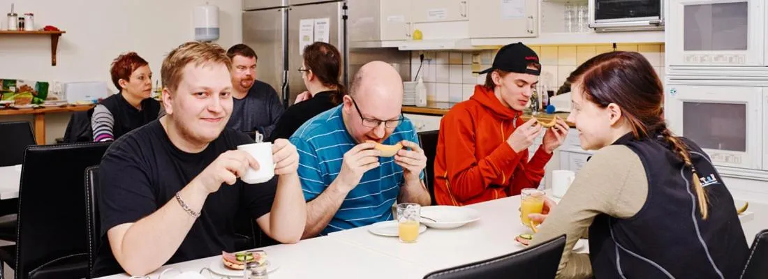 Communal lounge/ TV room in Hotell Sport & Rest