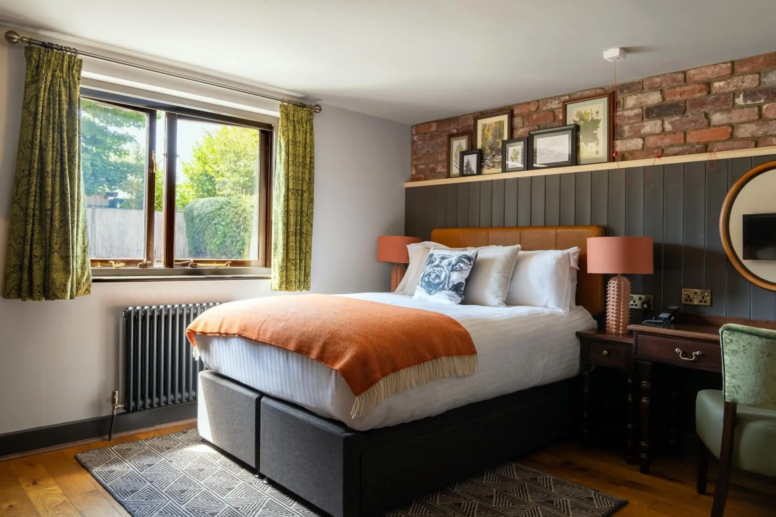 Double Room - Disability Access in The Hampshire Hog Double Room - Disability Access in The Hampshire Hog