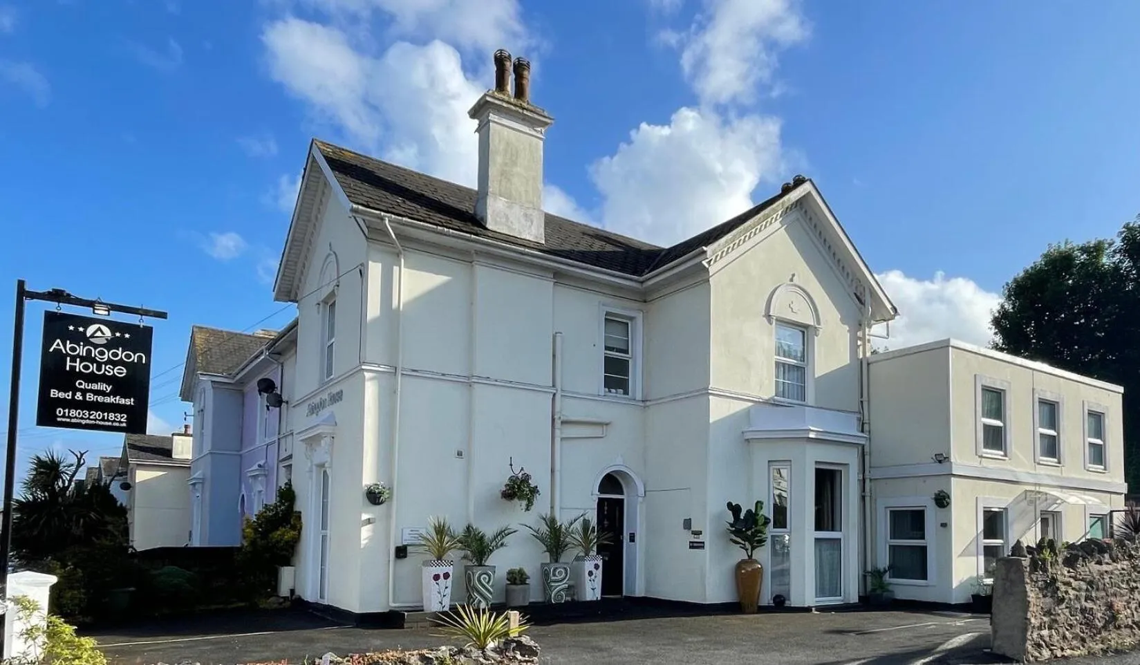 Property building in Abingdon House